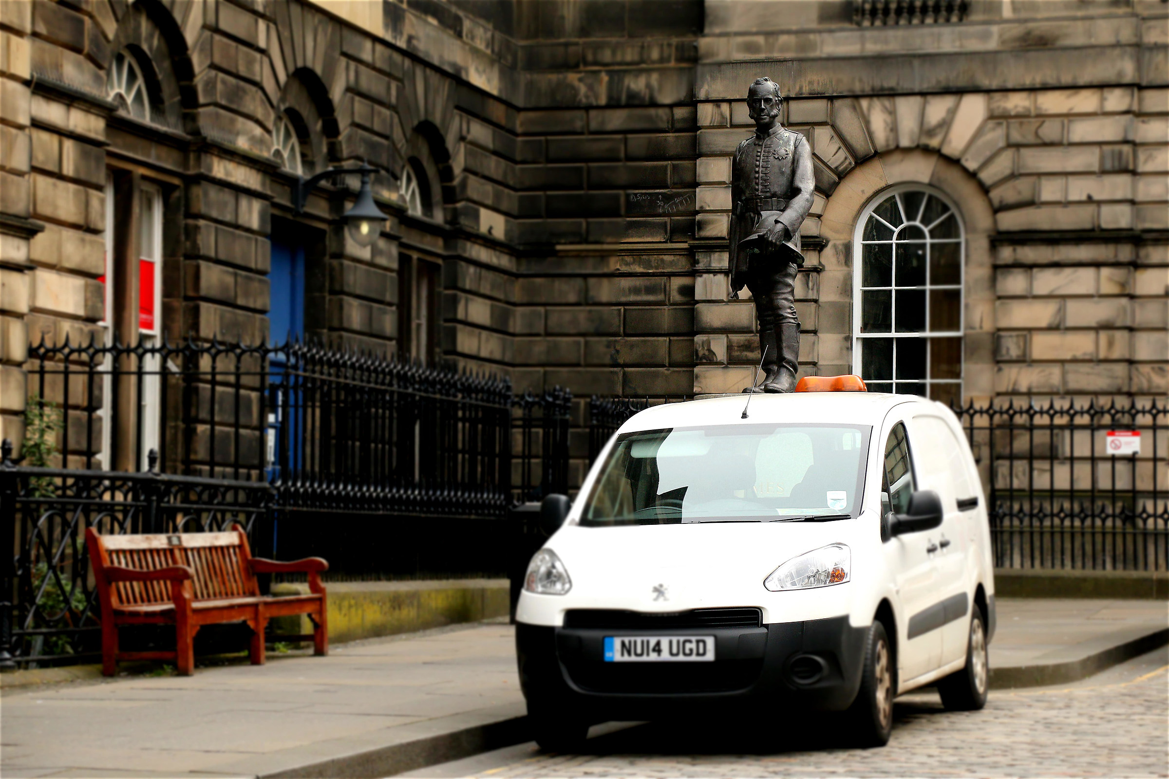 A la guerre comme à la guerre