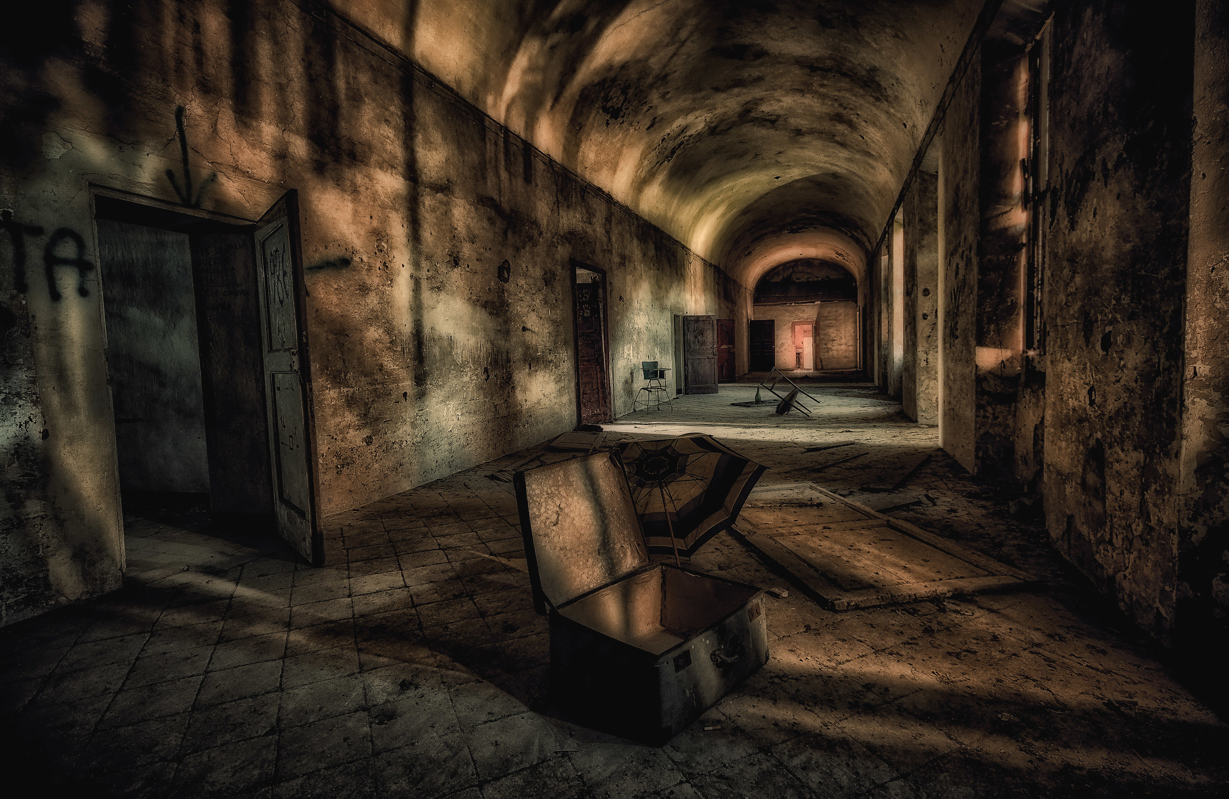 Castle of carrion ... abandoned mansion