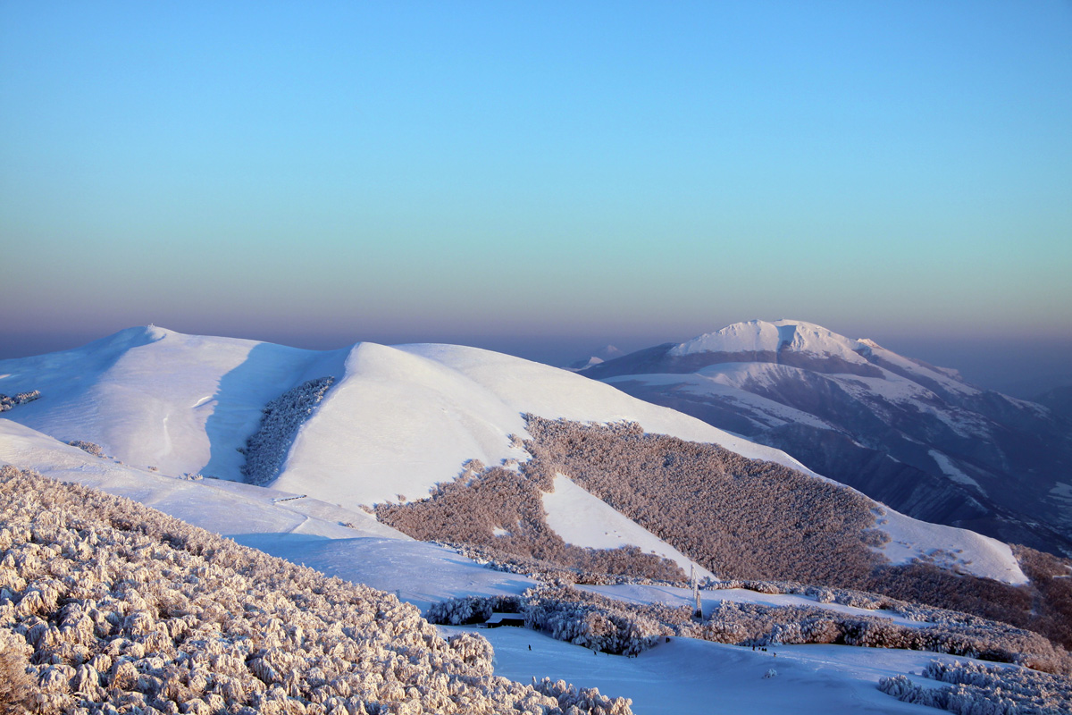 From Monte Nero to the Catria
