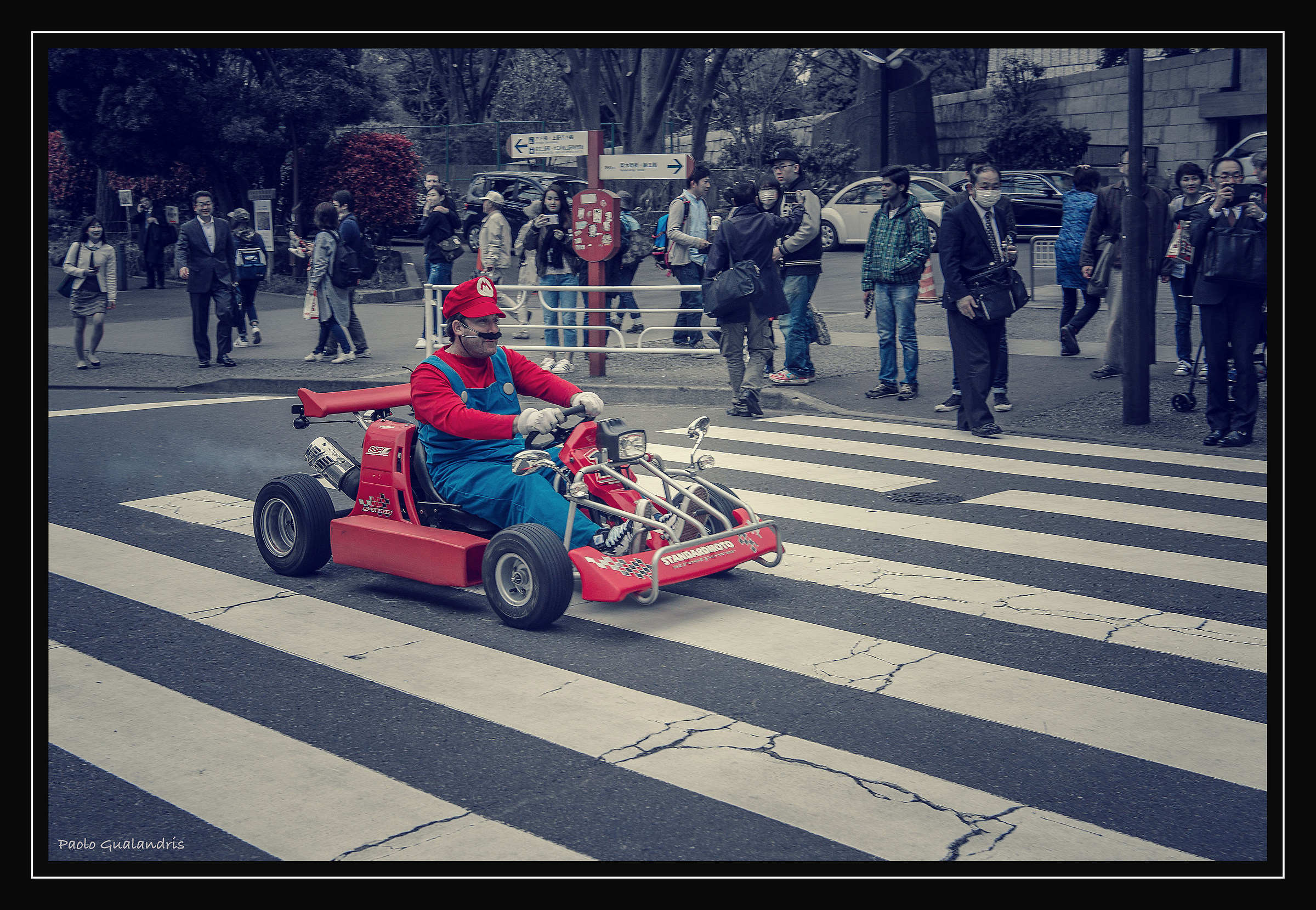 Super "Vettel" Mario Bros.