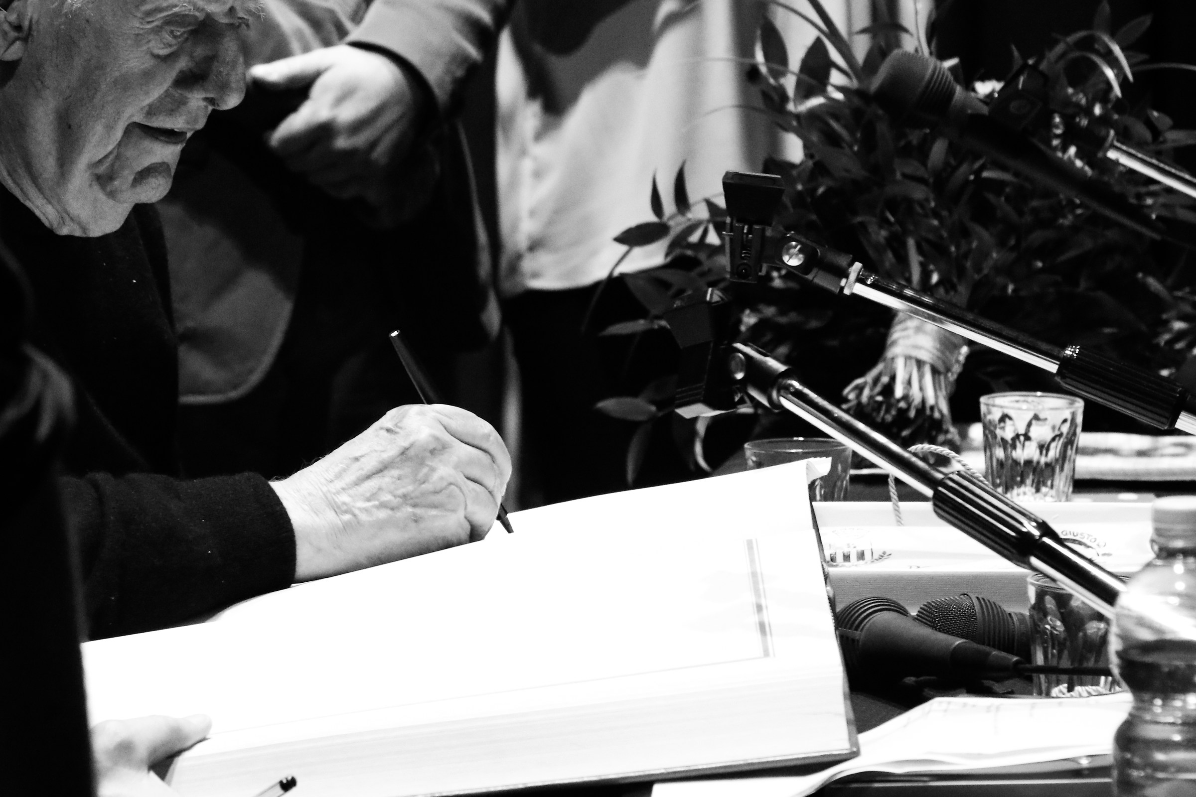 Dario Fo and srittura