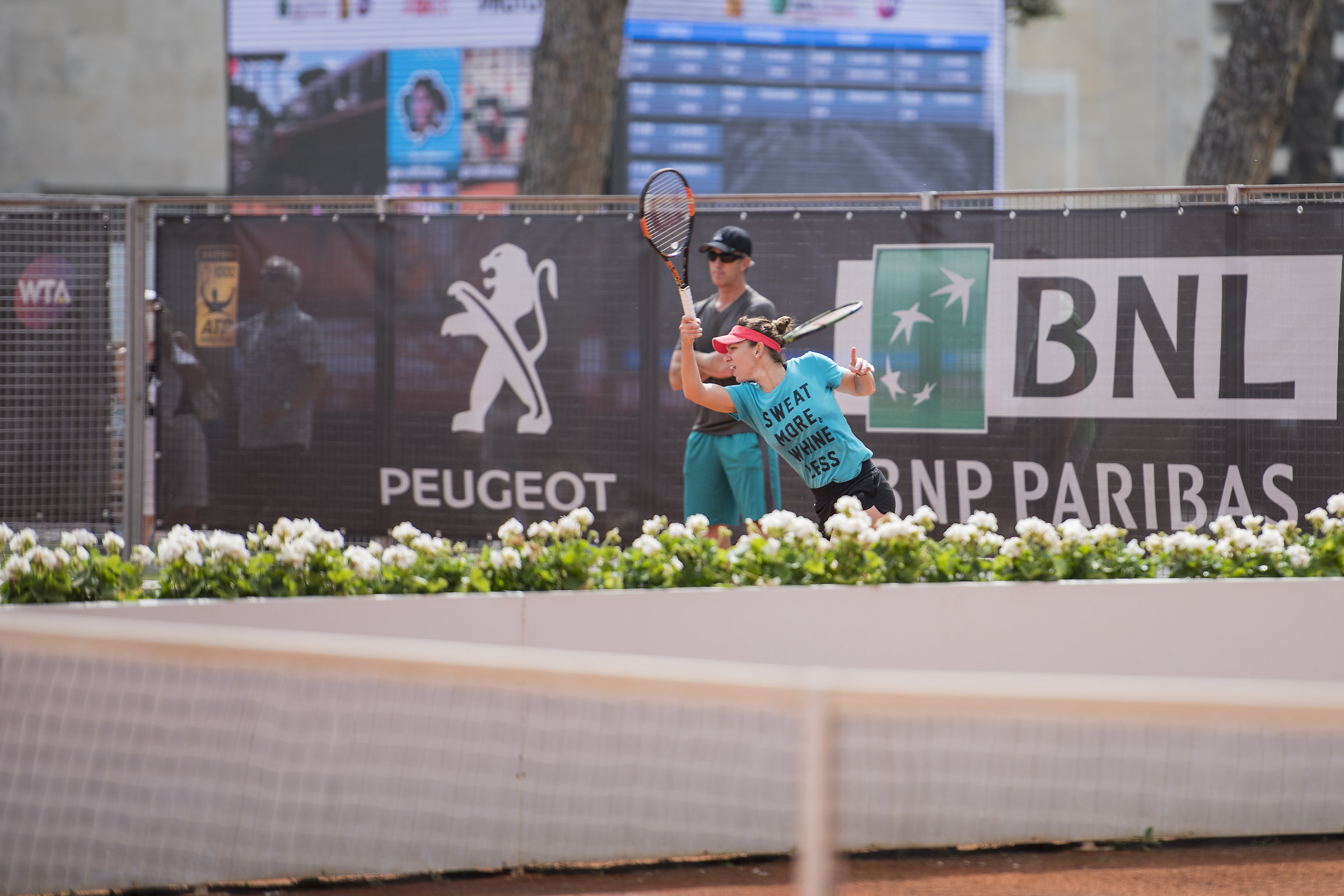 Simona Halep ( Rumena )