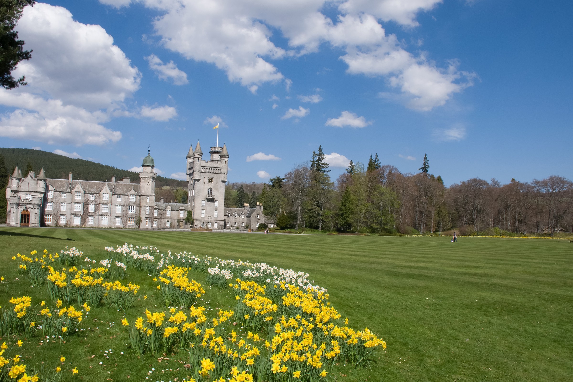 balmoral with the sun !!!!!!