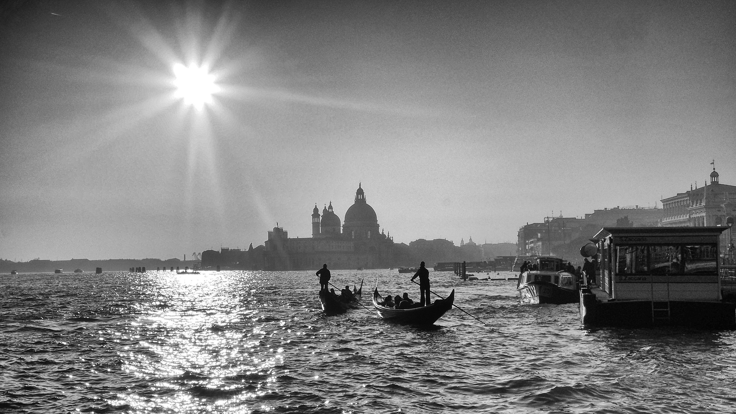 Gondole in controluce