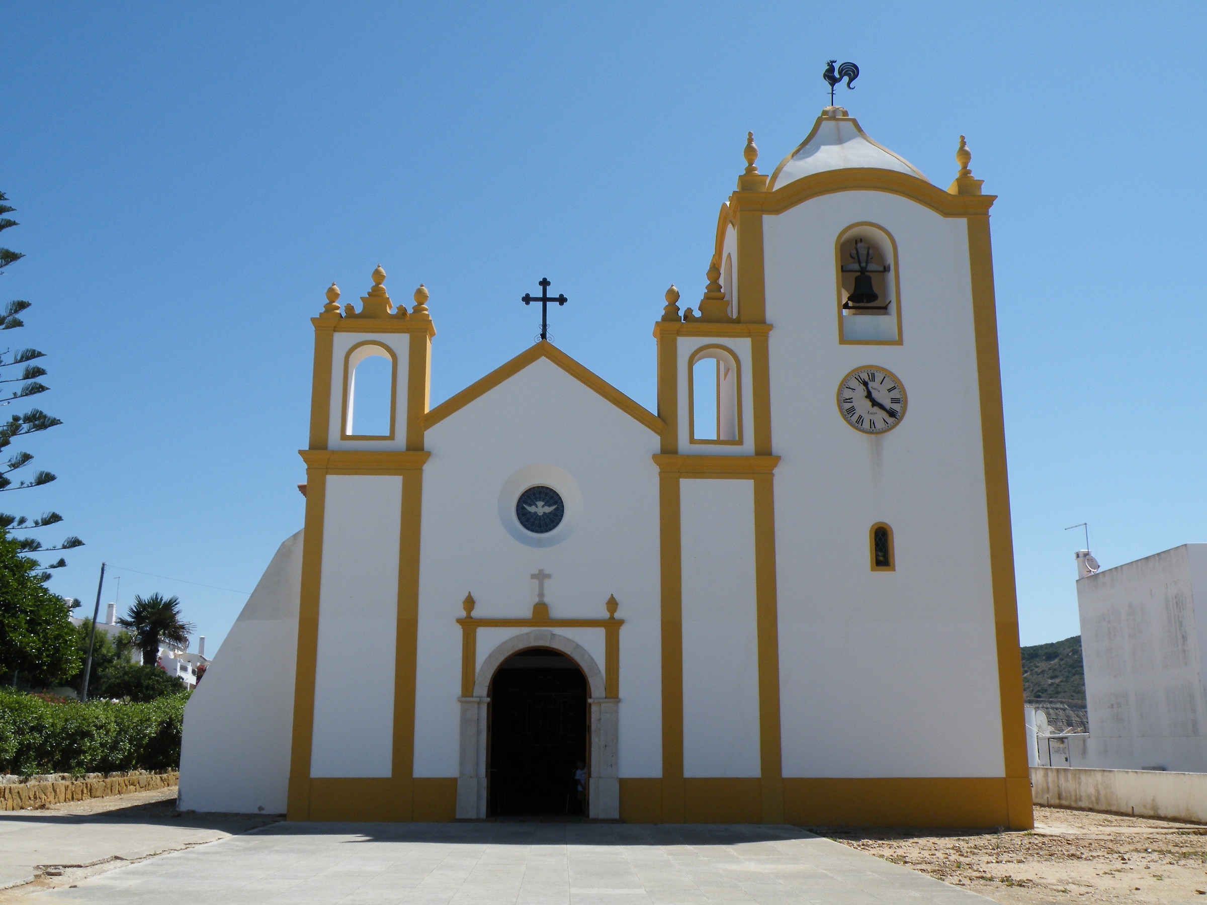 Algarve-tipica chiesetta