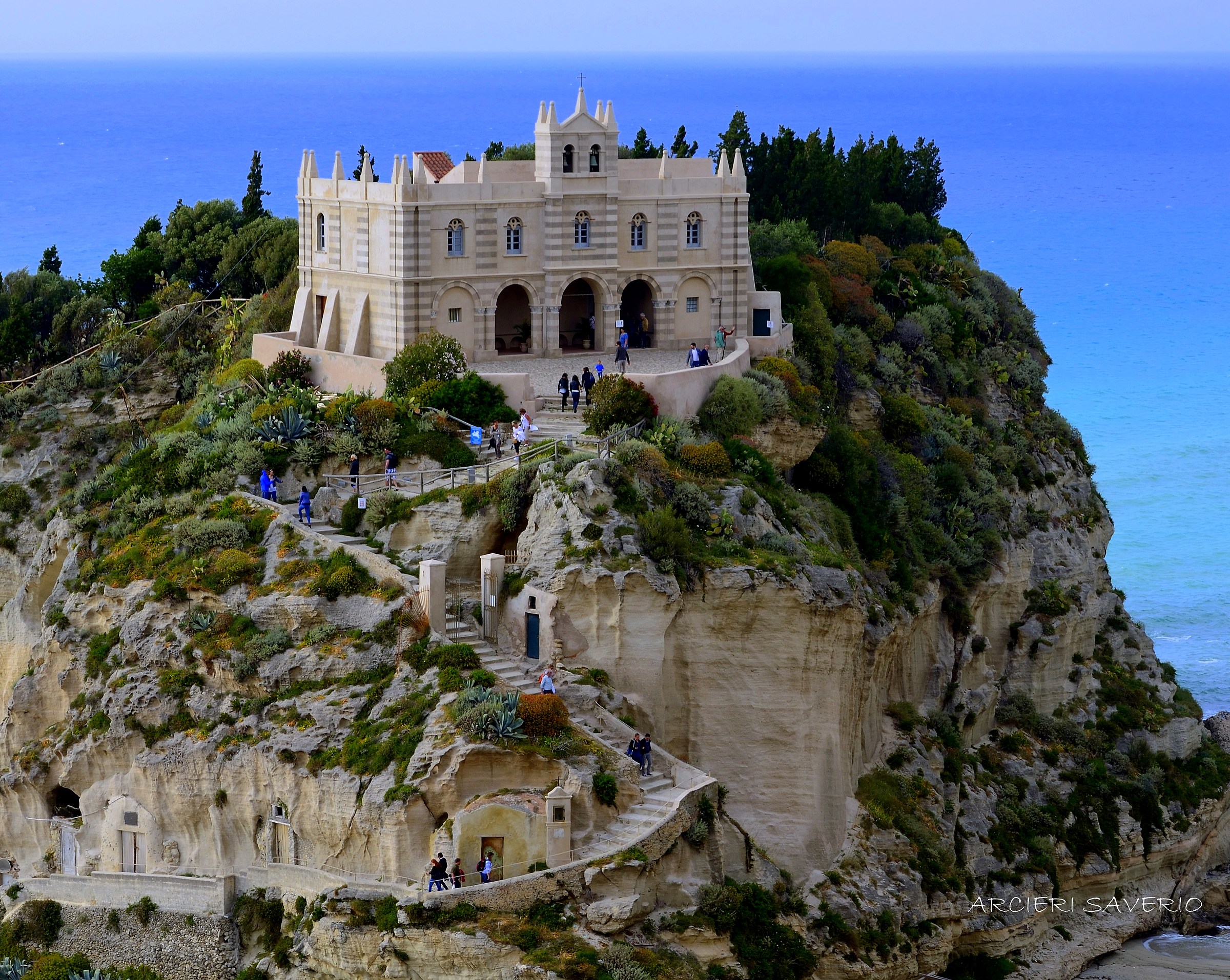 Santa Maria dell' isola Tropea Vv