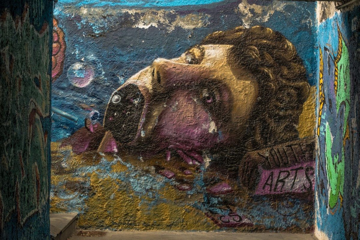 underpass urban ................