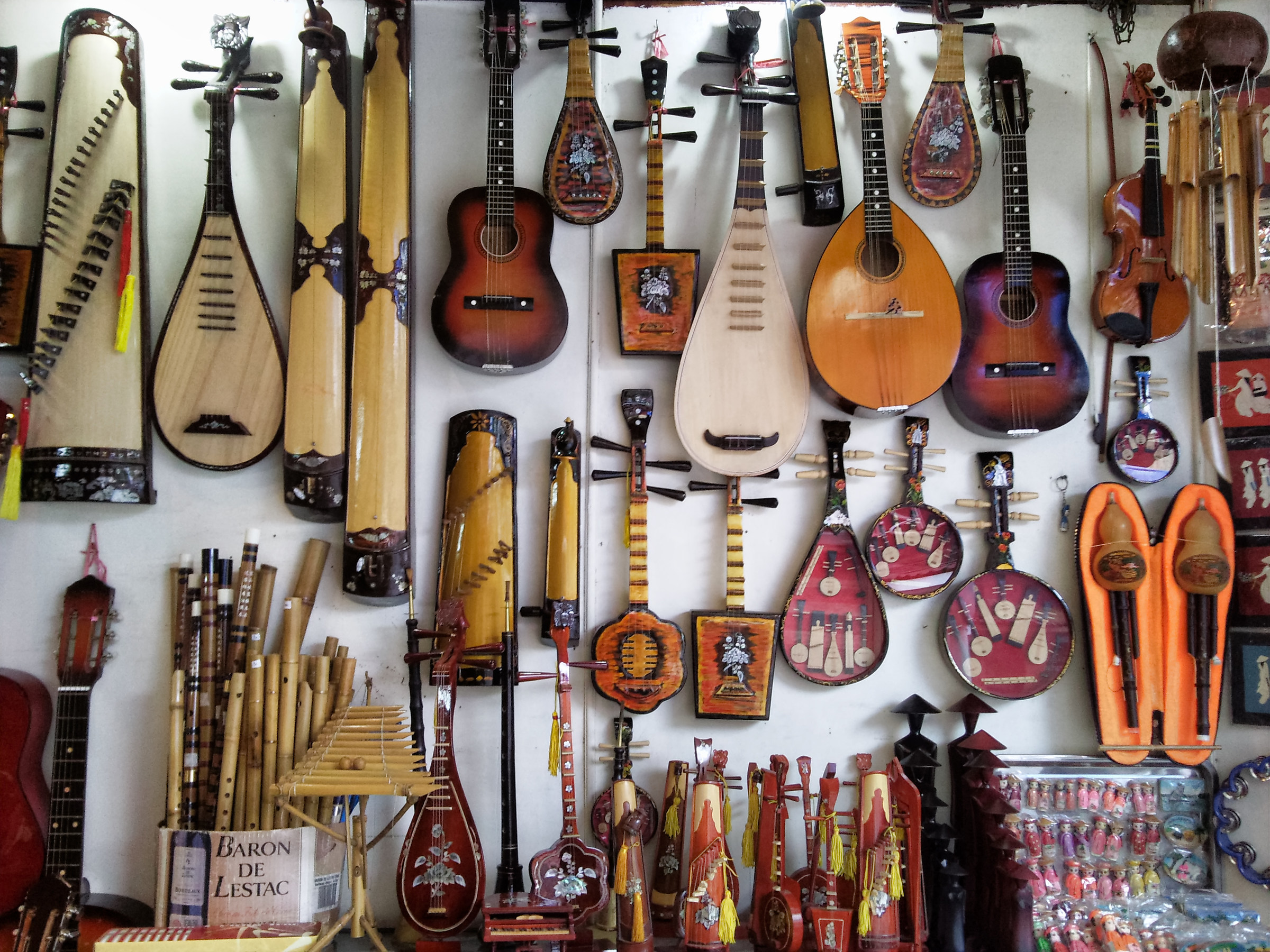 Vietnamese traditional