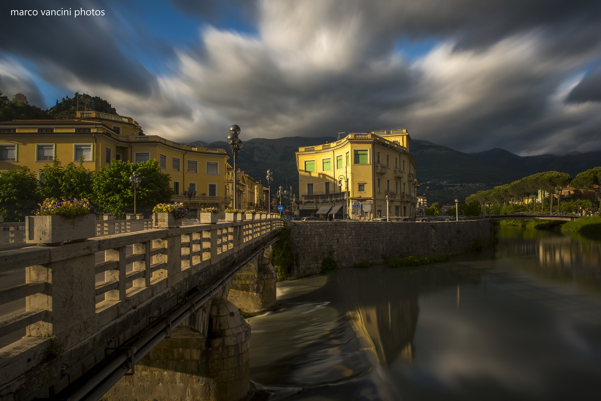 The city on the river