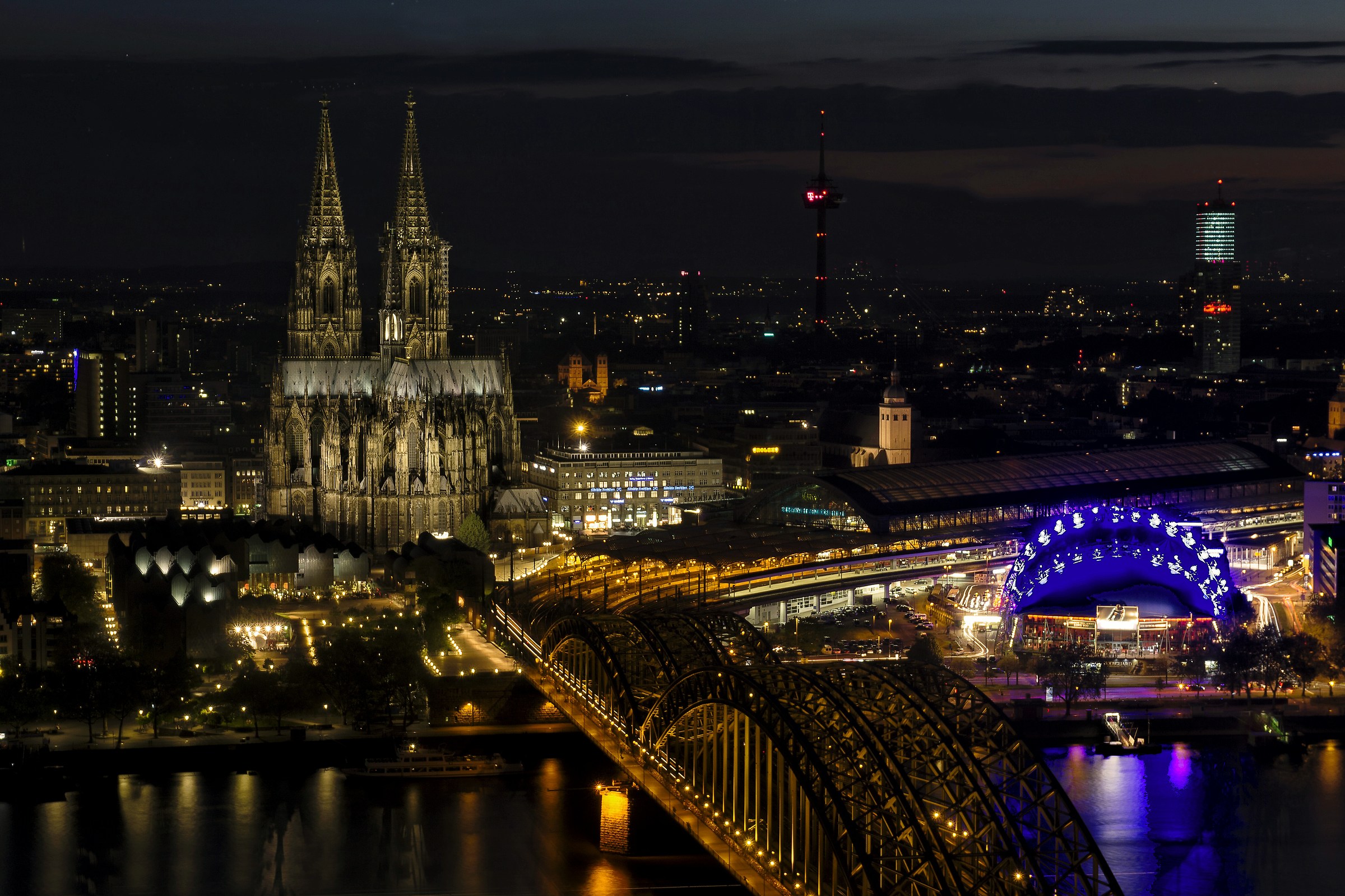 Cologne - The Cathedral in the evening