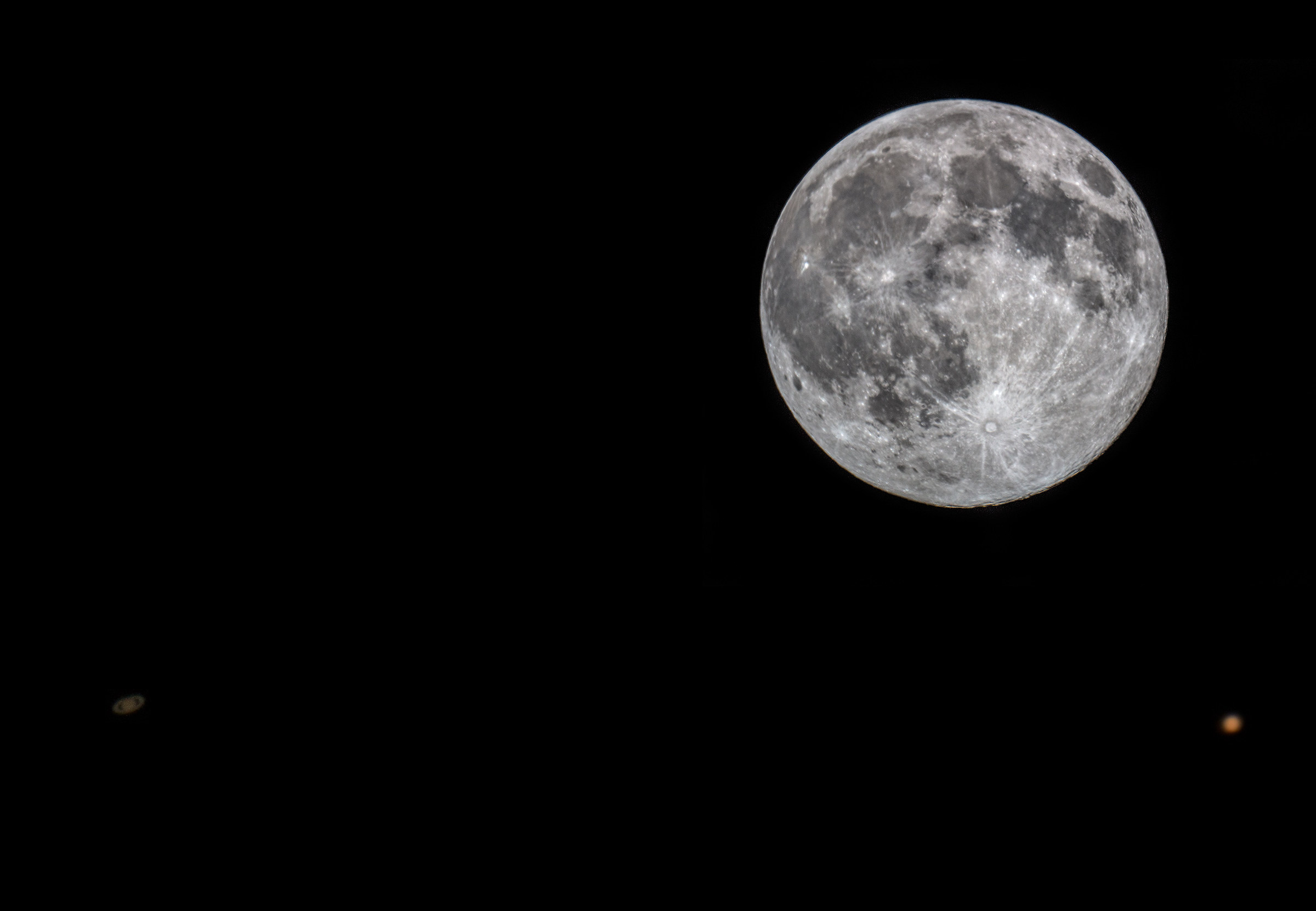Congiunzione Luna Piena-Marte-Saturno