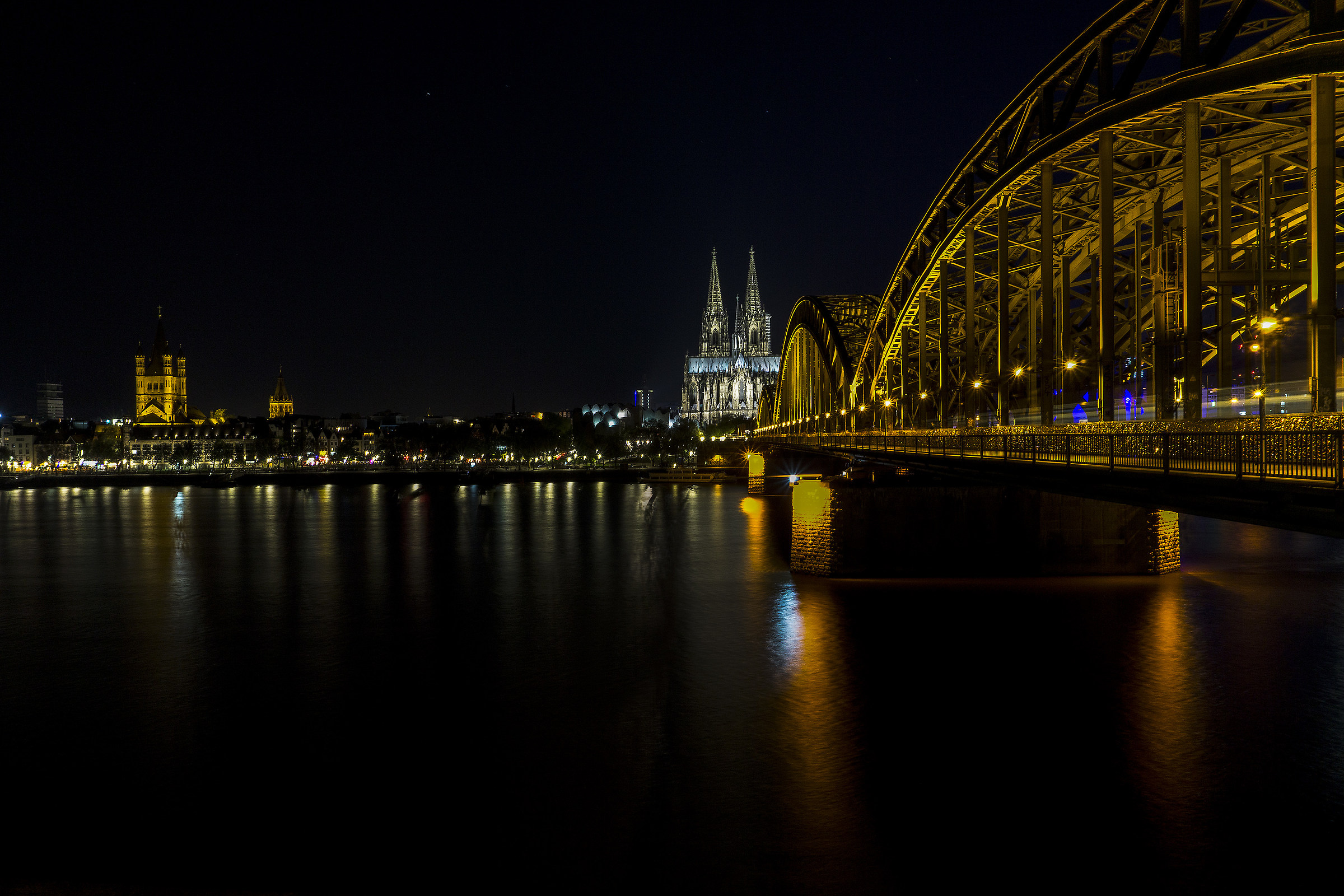 Night in Cologne