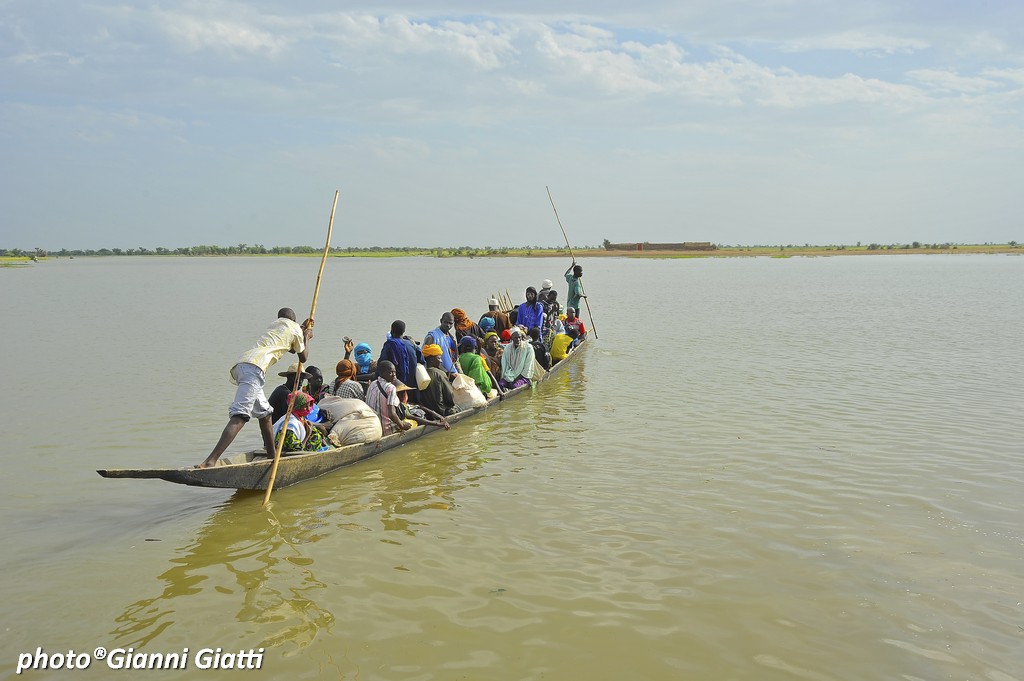 Life on the great river Niger (Mali)