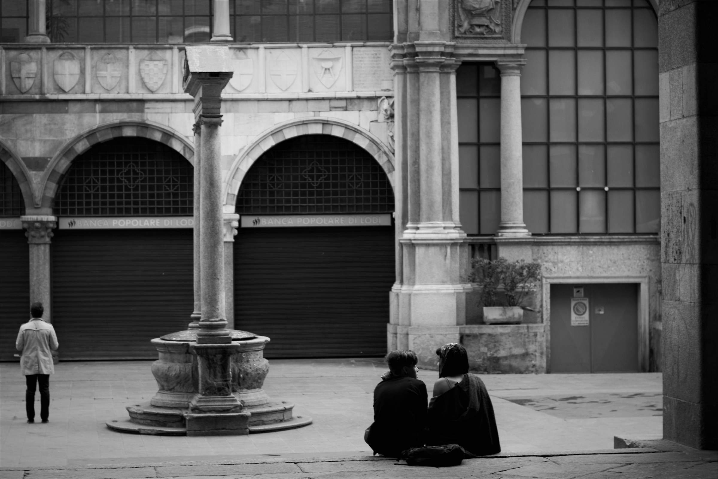 Chiacchere in Milano