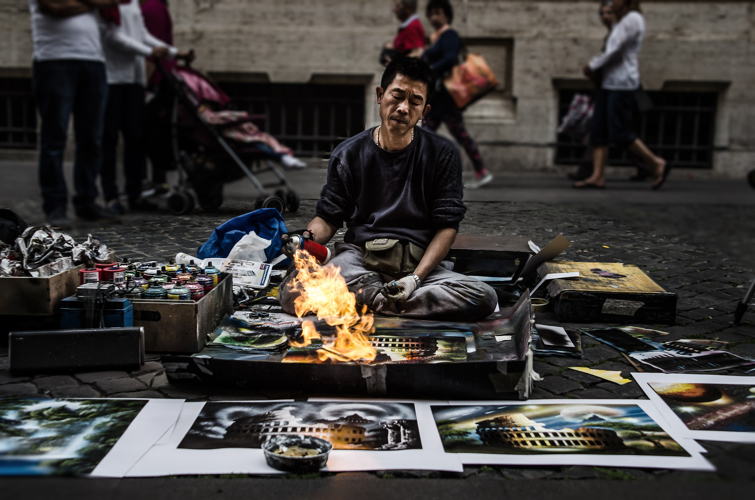 A thousand ways to say "Colosseum"