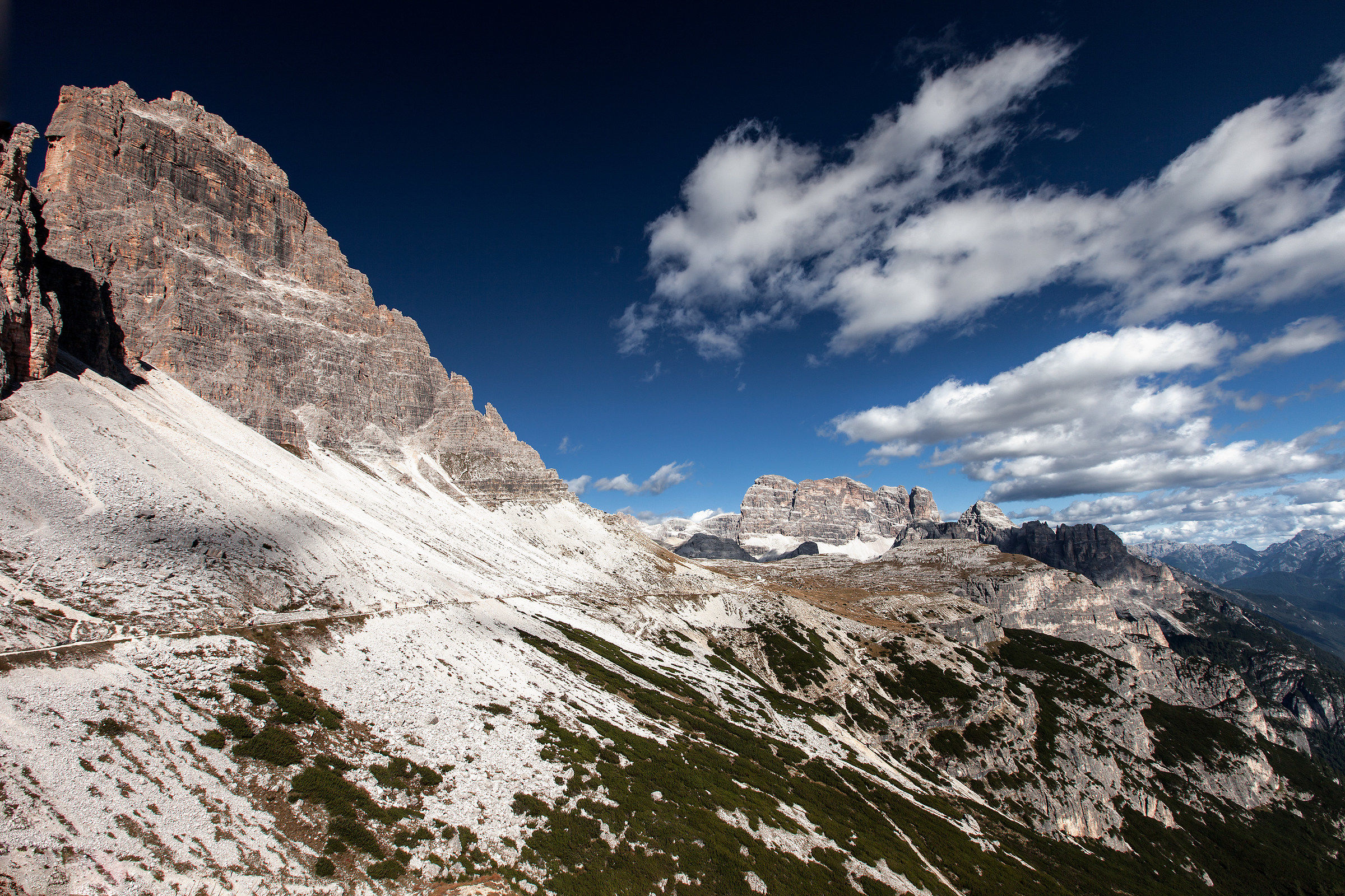 Towards the refuge Lavaredo