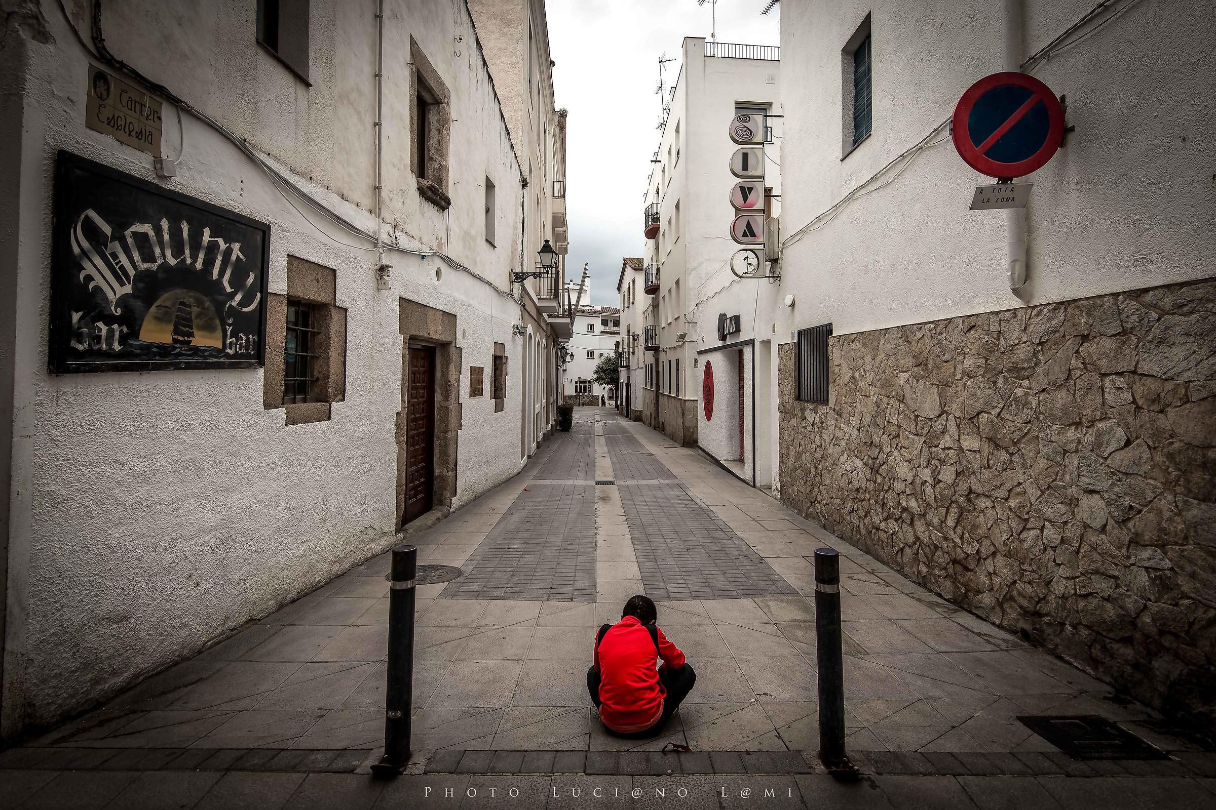 No one plays with me ....