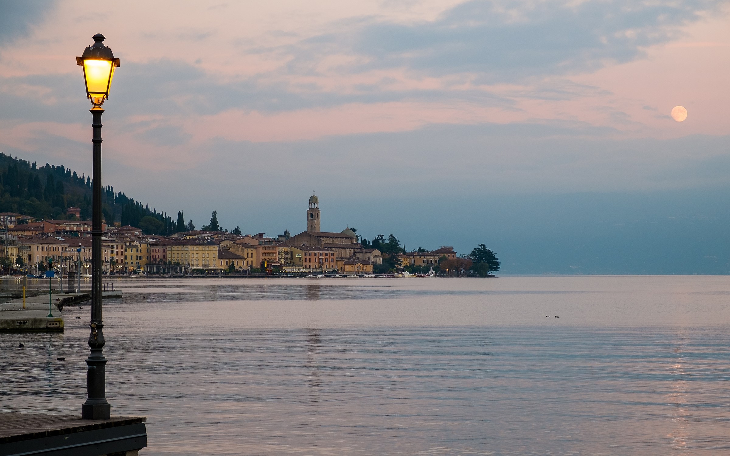 two lampposts on the gulf