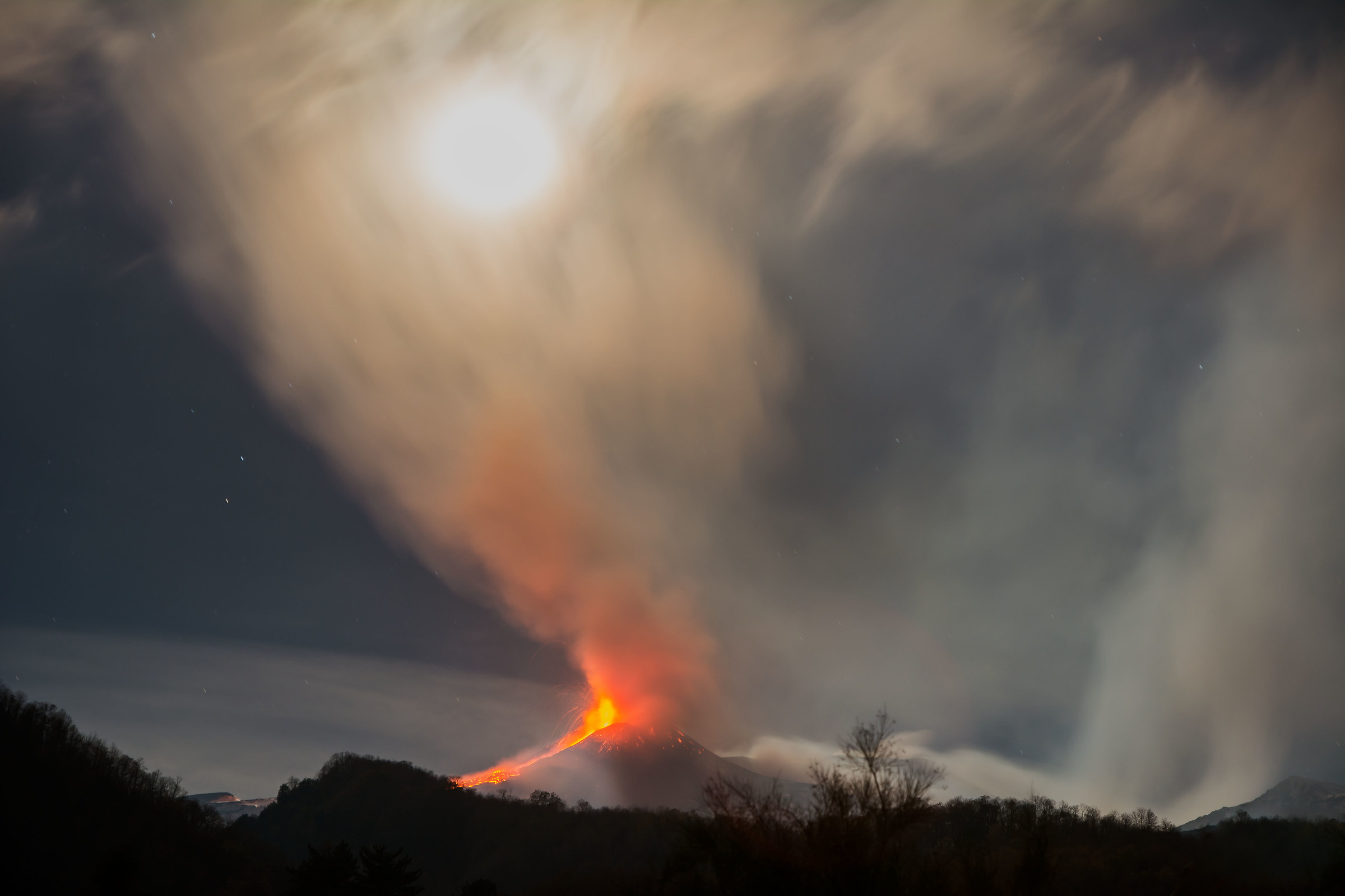 Moonset over Volcano Etna