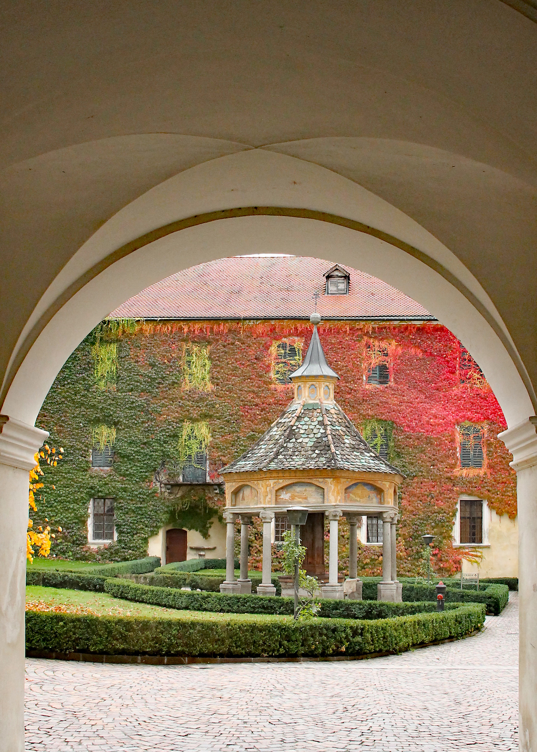 Convent of Novacella BZ