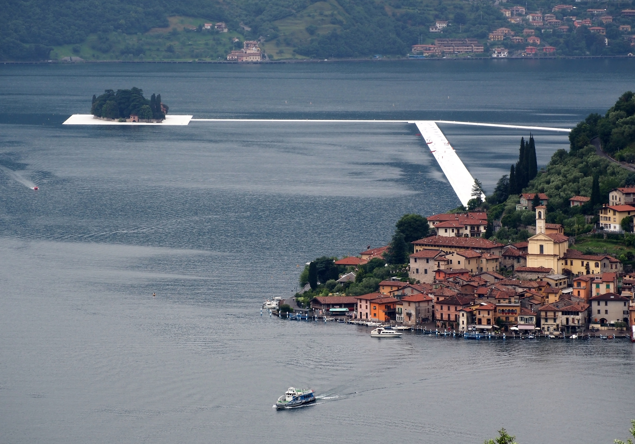 Big event on Lake Iseo