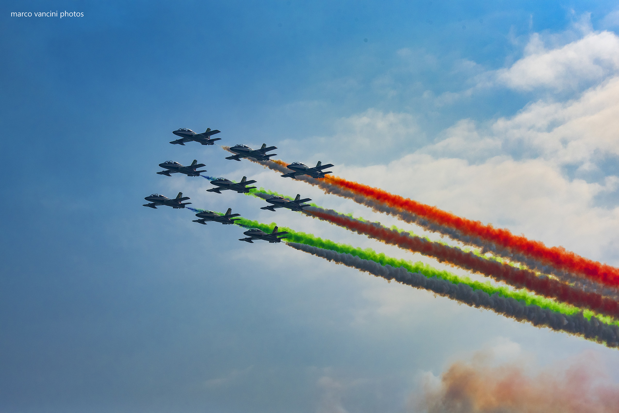Passage of the tricolor arrows in the sky