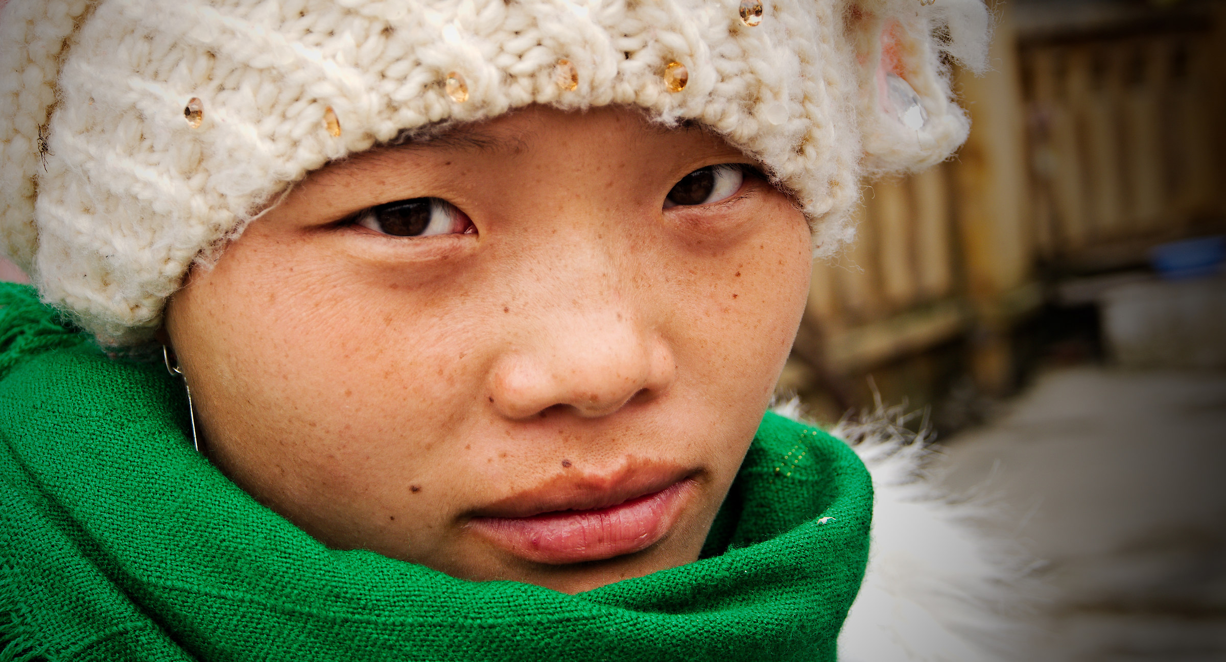 2016 Vietnam, Lao Cai. Face to face.