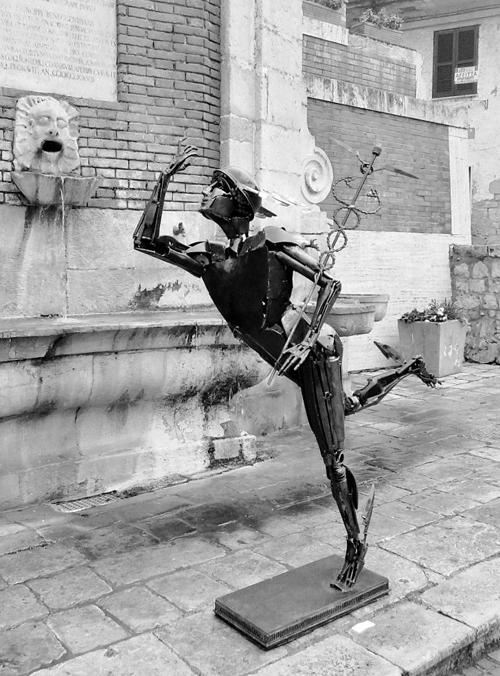 The sculptures of Patrik Alò