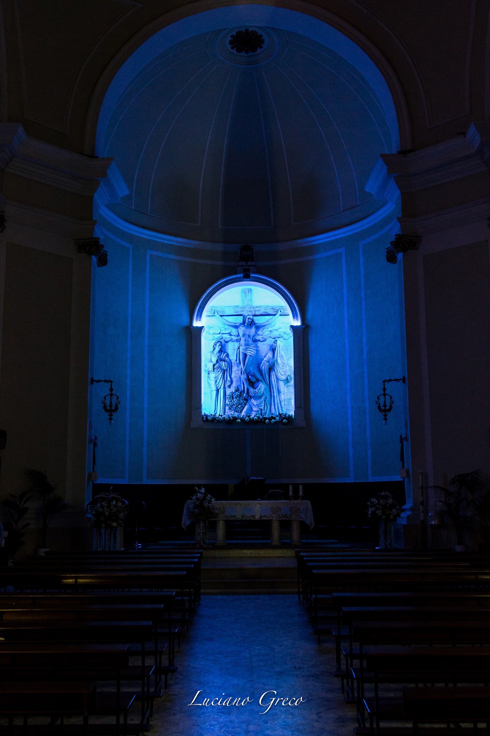 interno Chiesa S.Michele Arcangelo - Neviano