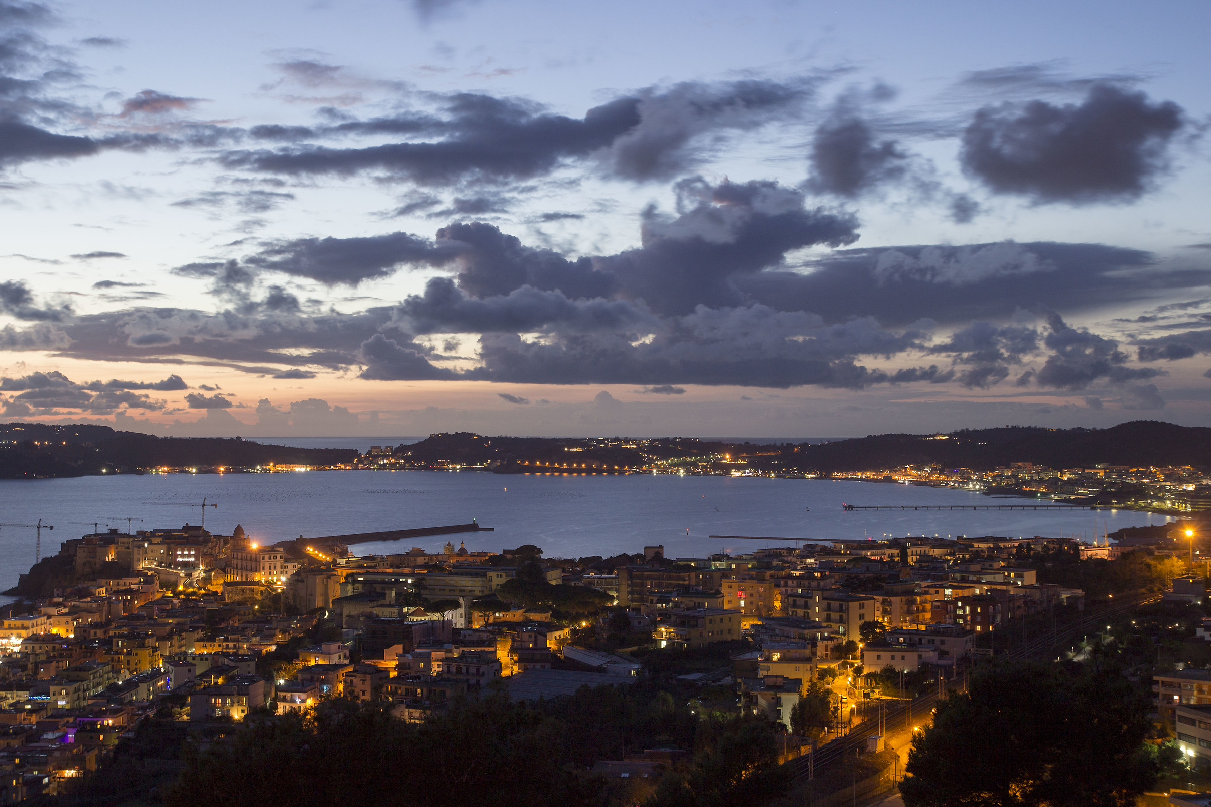Pozzuoli, vista dall'accademia aereonautica 1