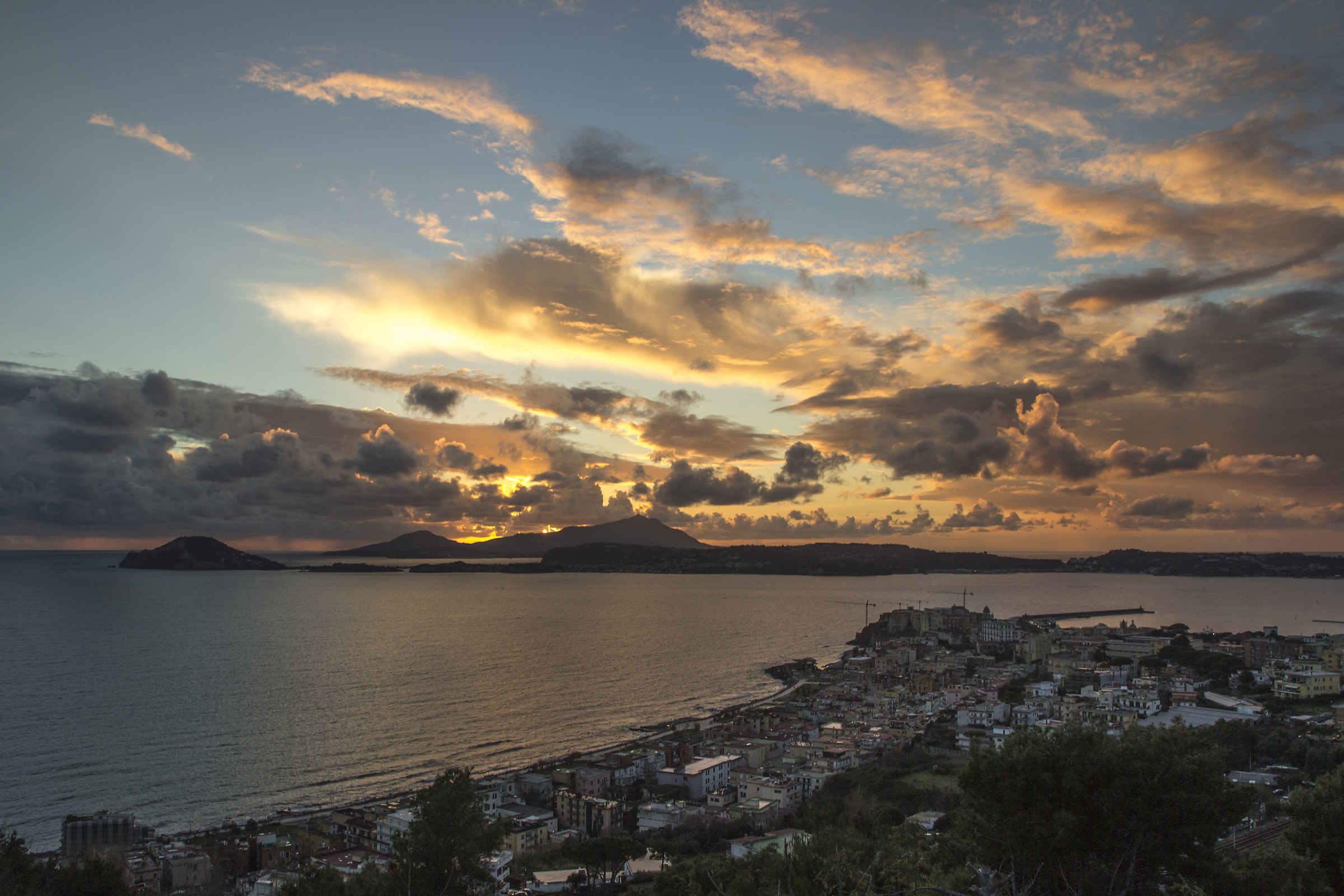Pozzuoli, vista dall'accademia aereonautica 10