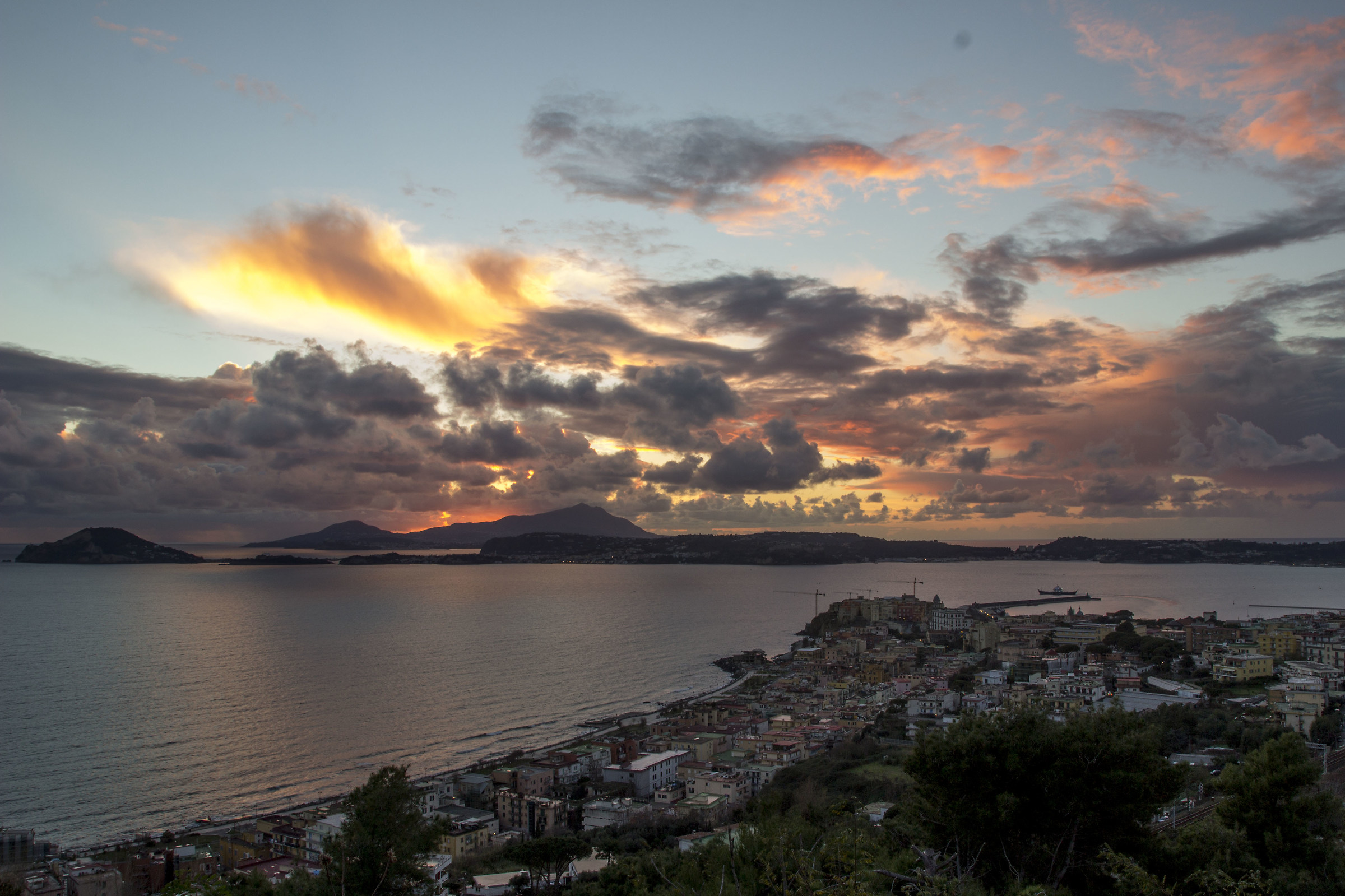 Pozzuoli, vista dall'accademia aereonautica 11