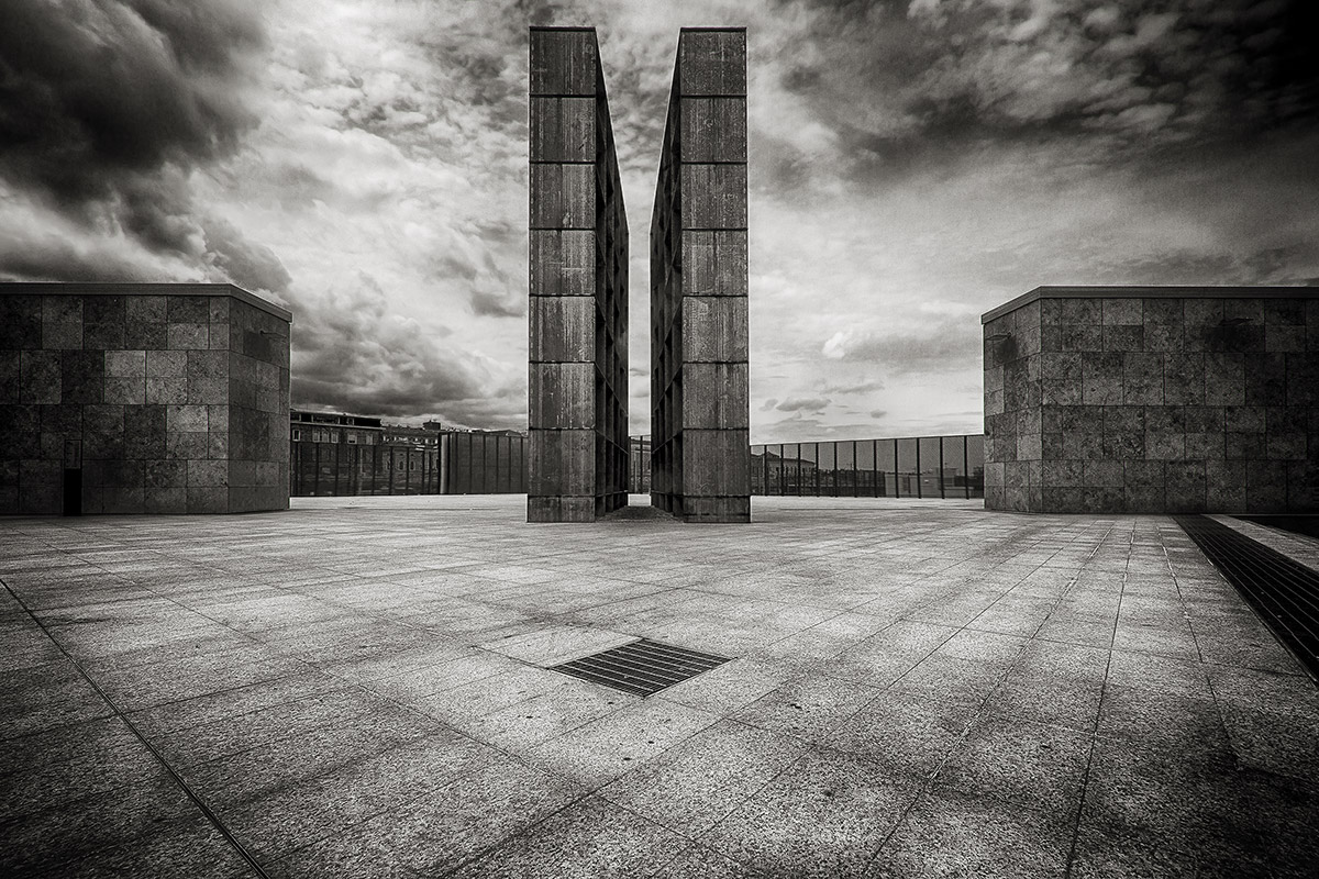 Monument to Holocaust