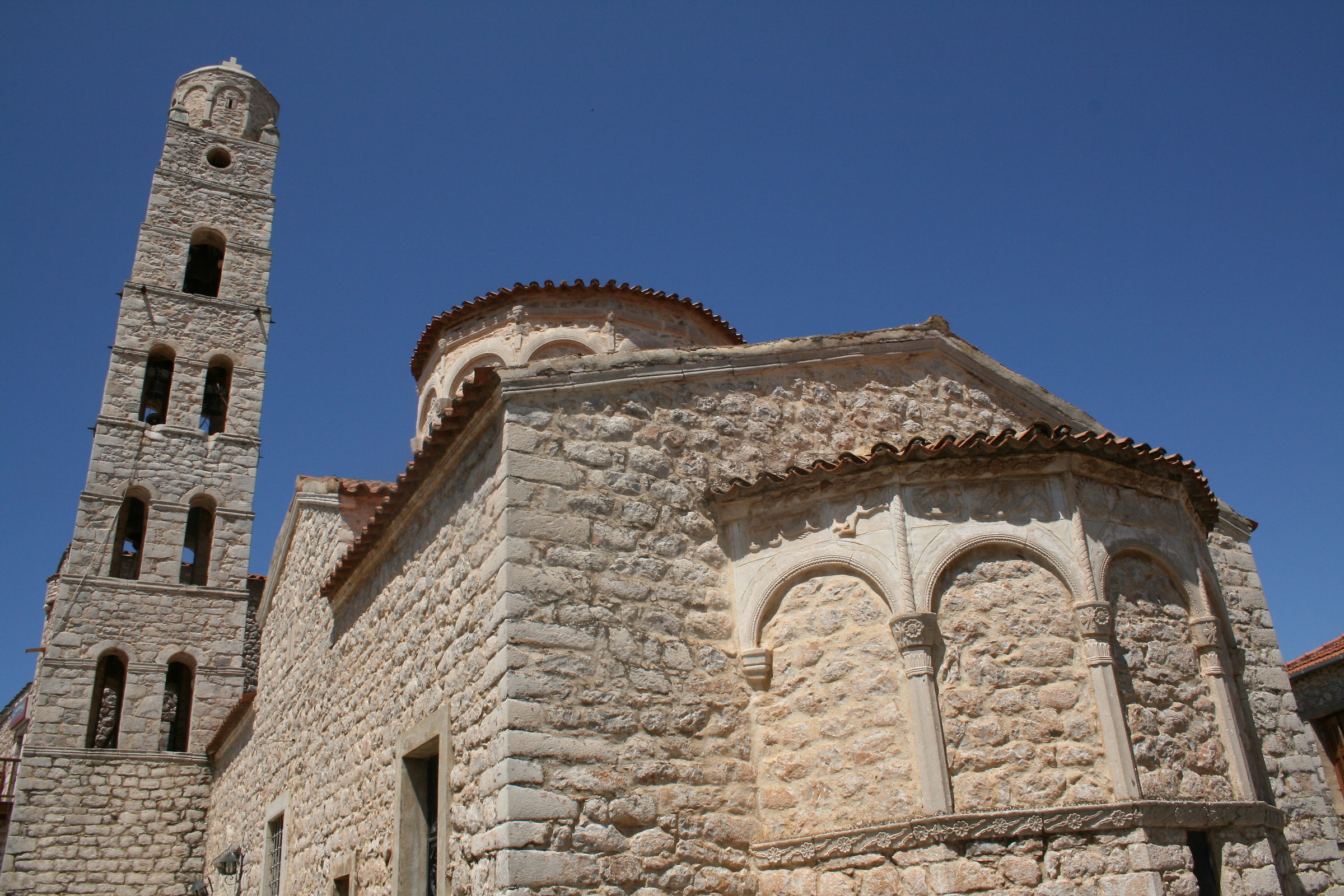 Areopolis, la chiesa di Taxiarches