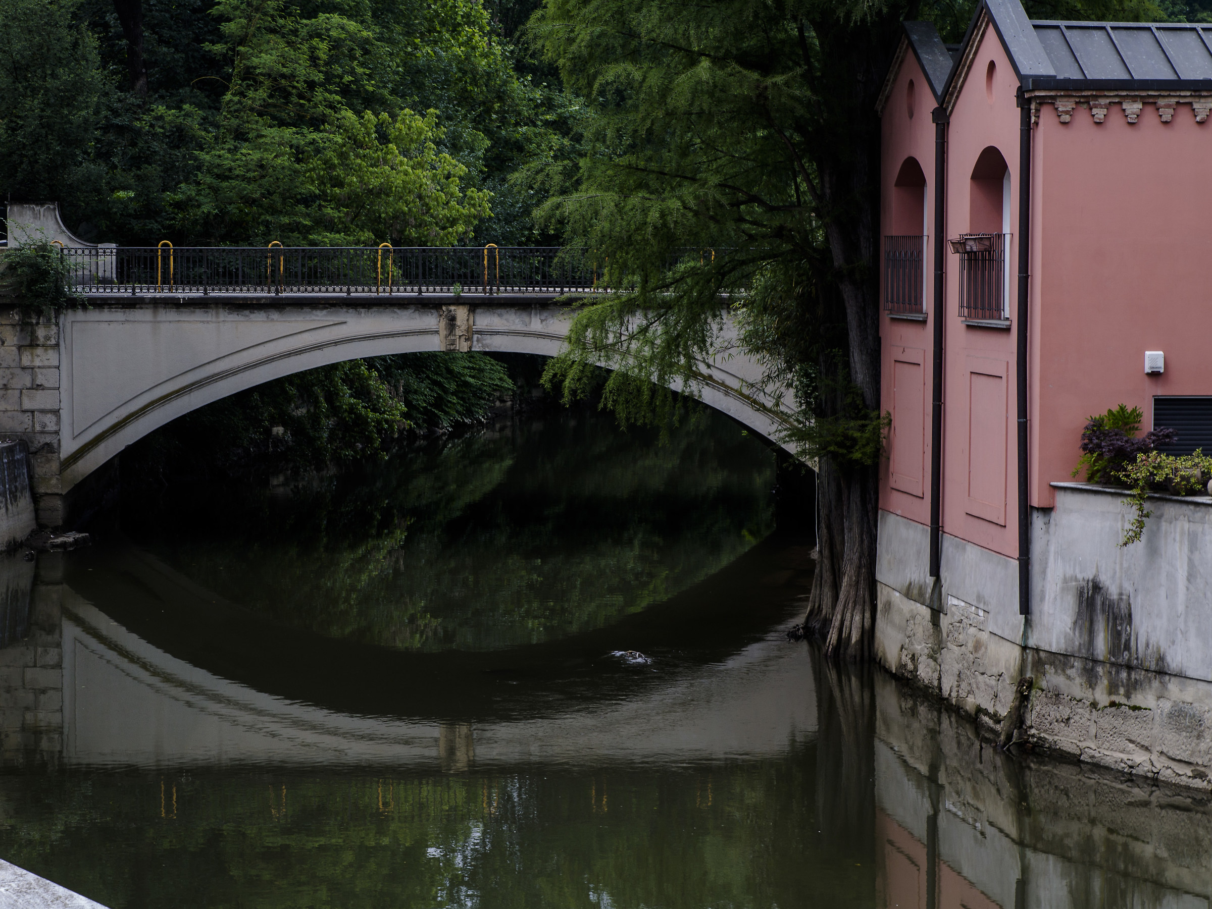 Reflections in Monza Villoresi