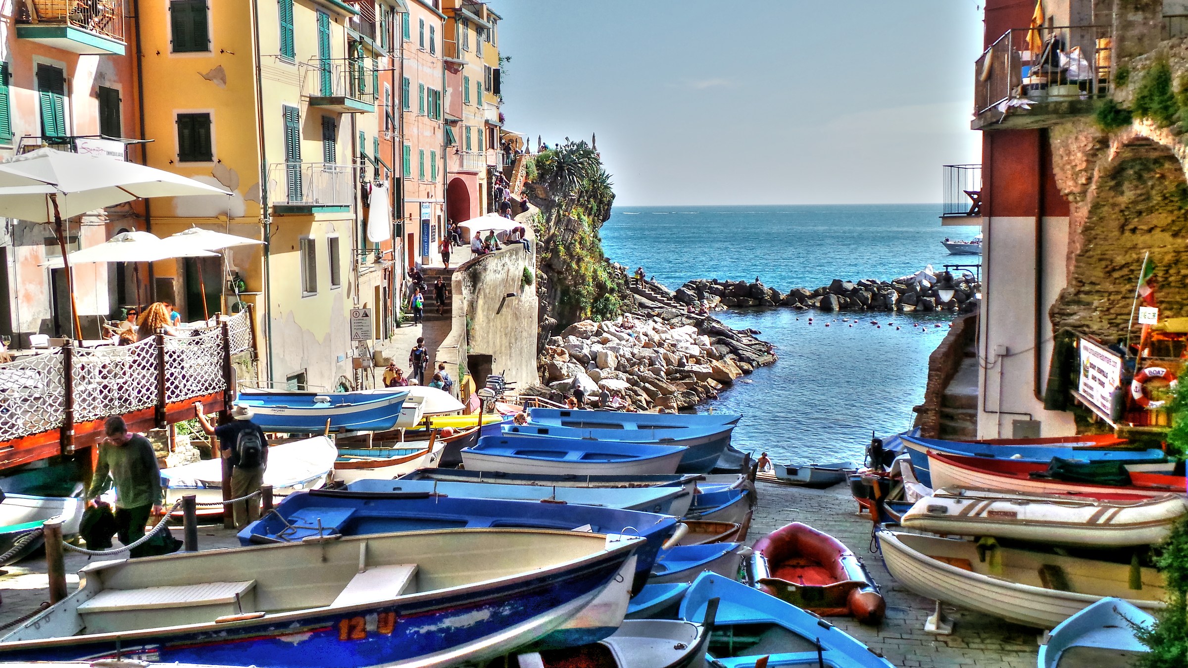 Riomaggiore, Le Cinque Terre