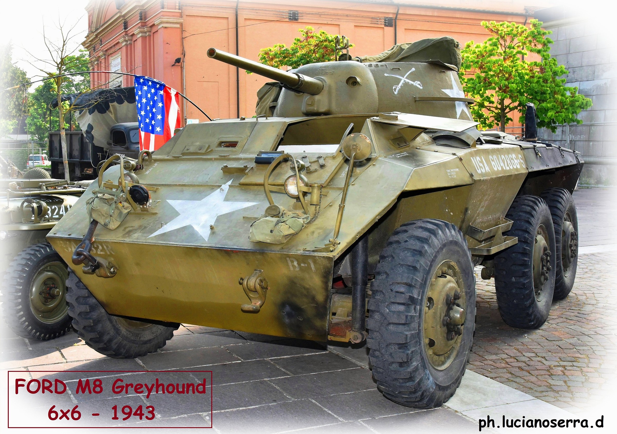 Ford M8 Greyhound 6x6 - 1943