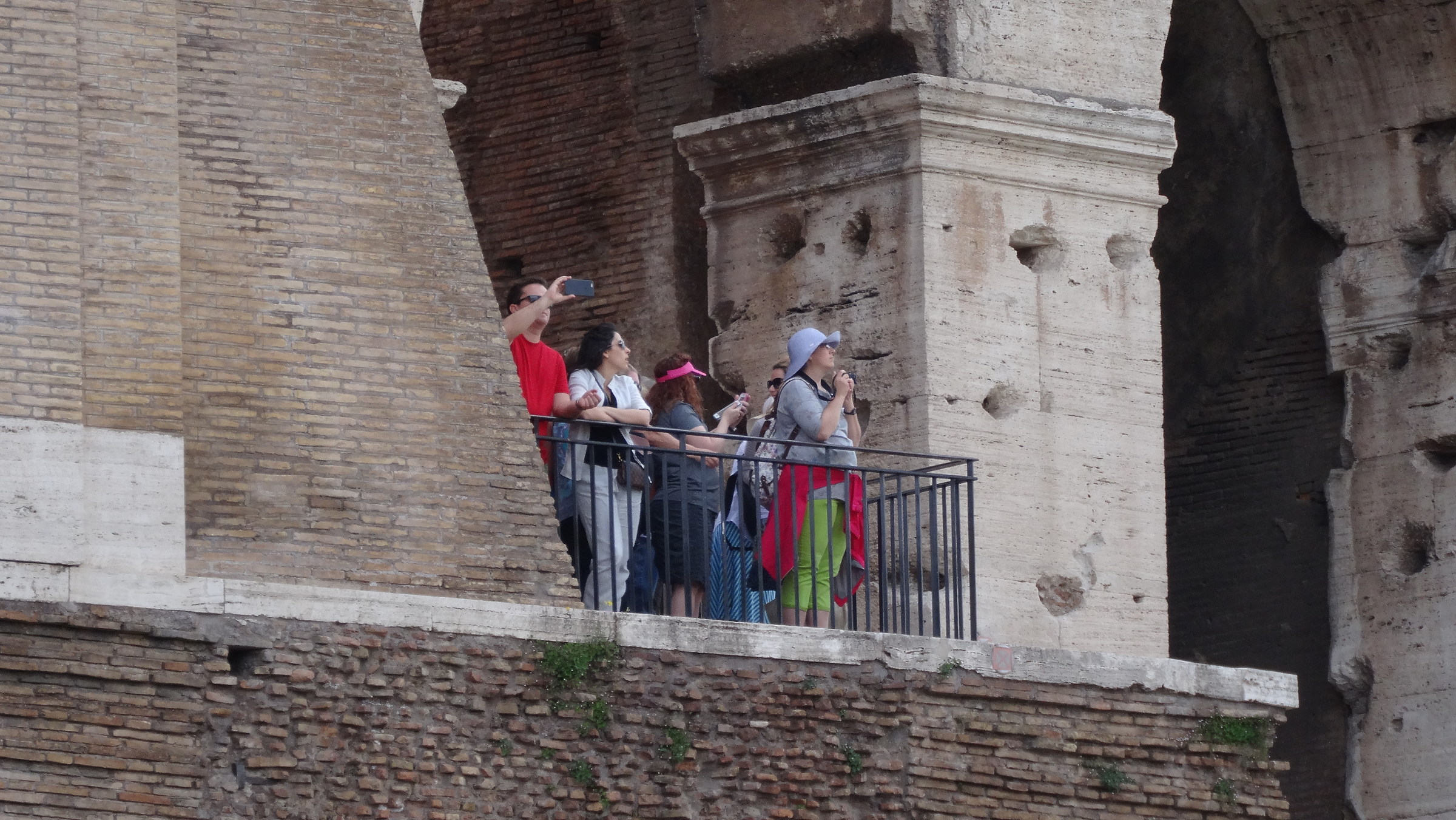 Turisti al Colosseo