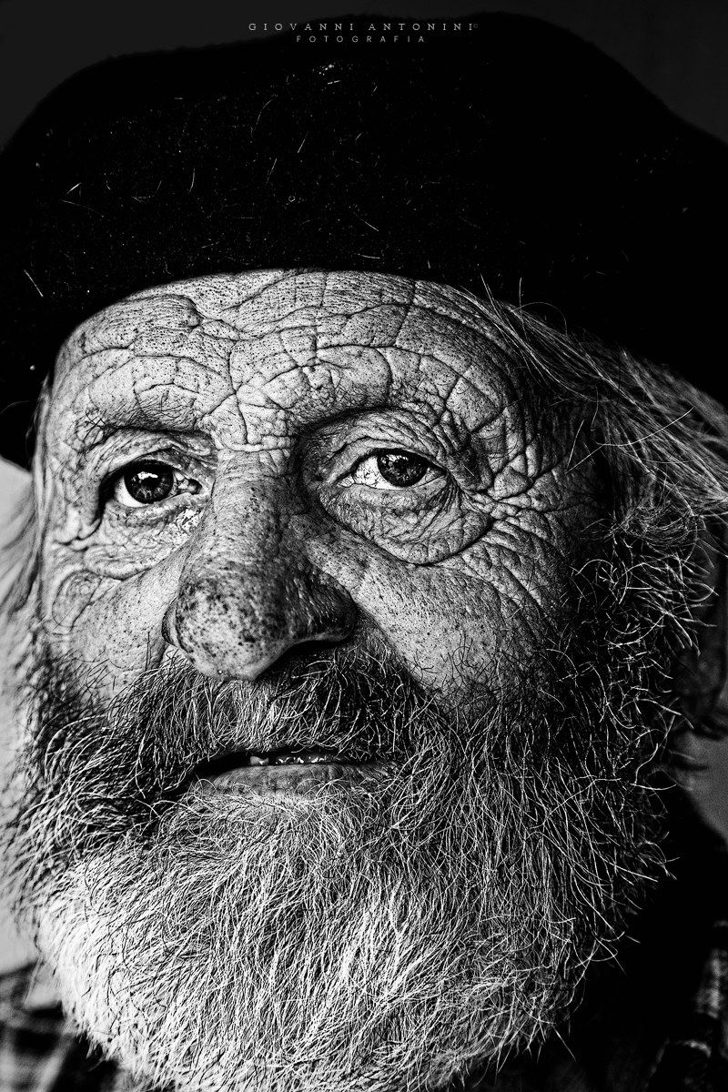 guardami negli occhi