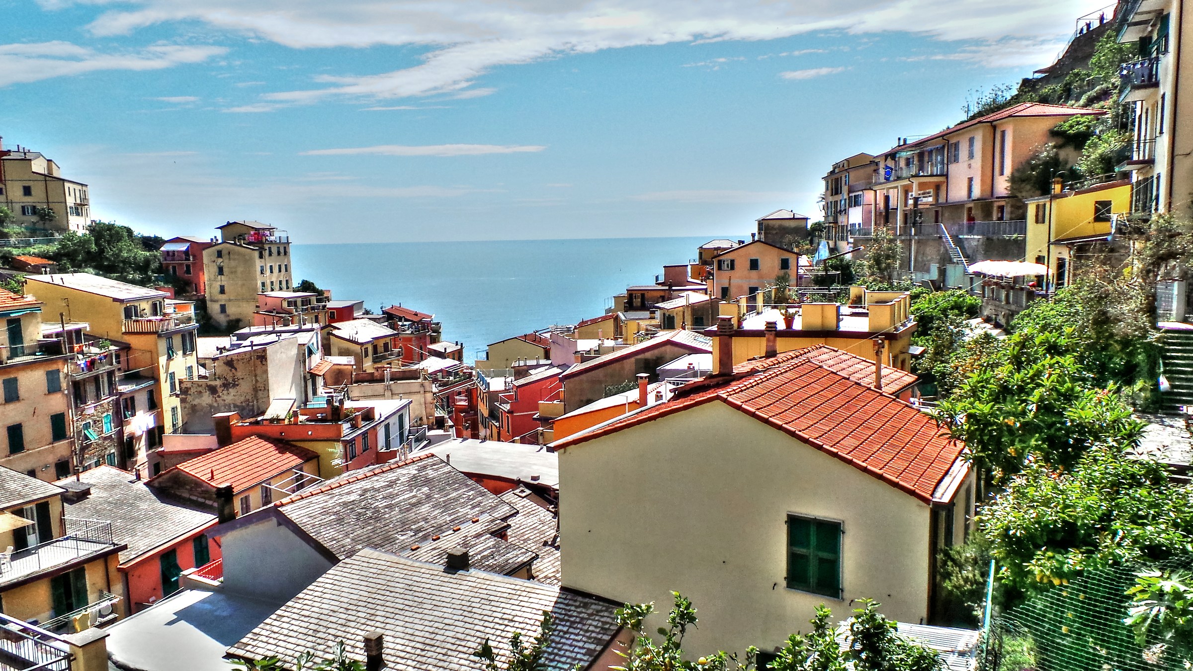 One glimpse of the sea