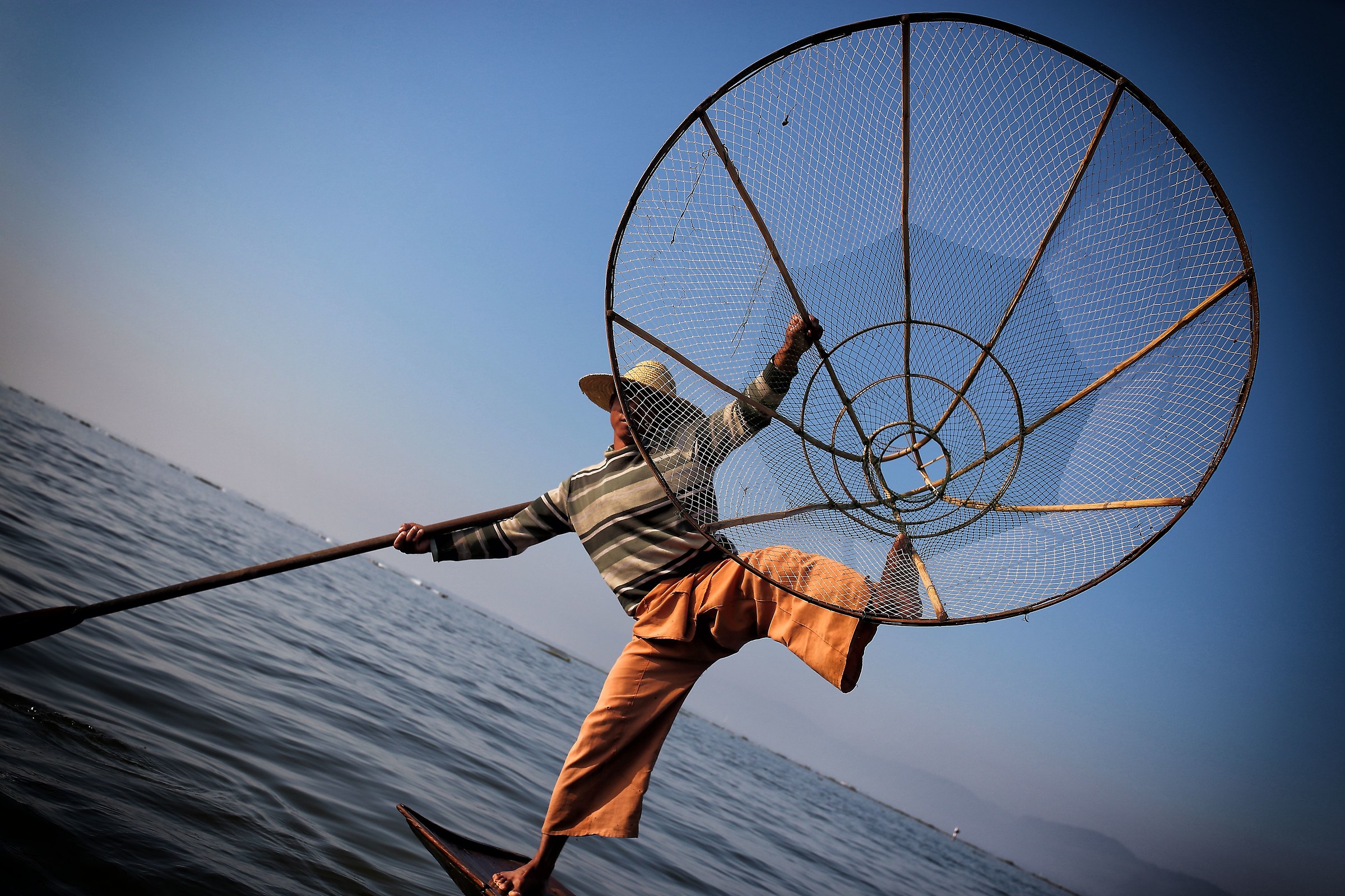 Myanmar - Dance on Lake Inle