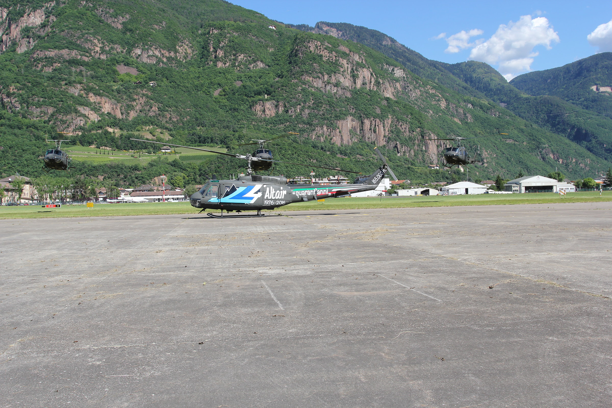 elicottero AB 205 EI 326