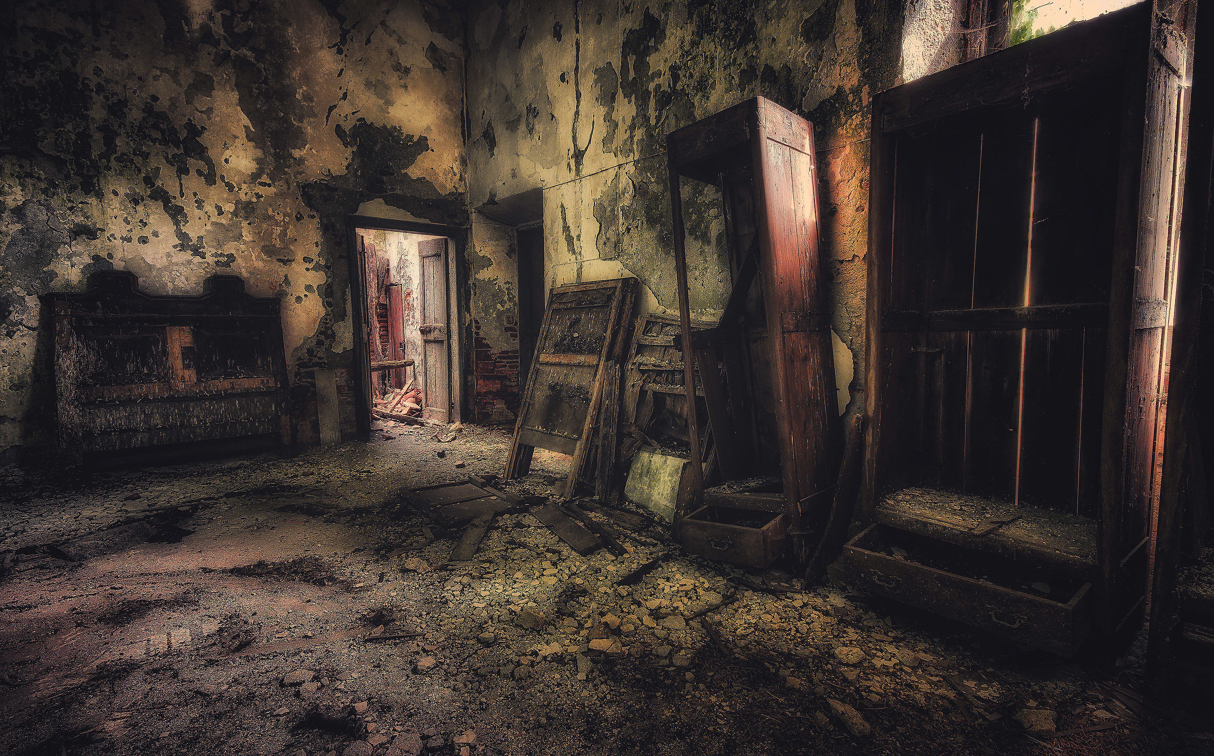 Castello L....gli ex armadi