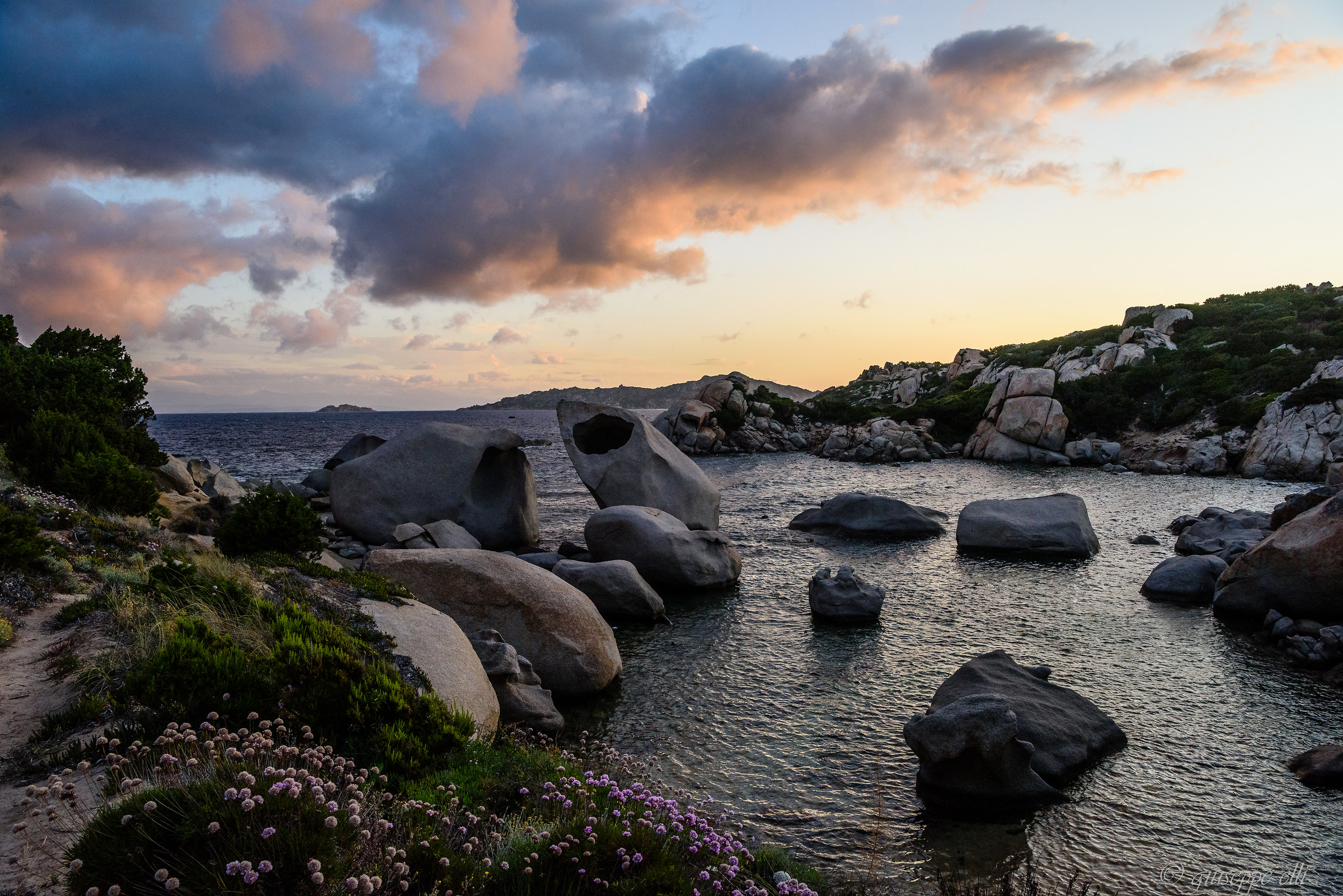 Le Piscine (Palau) all'alba