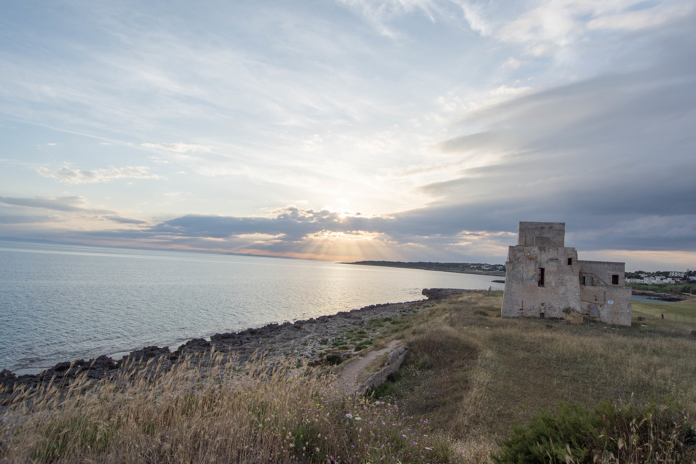 Torre di Saturo al tramonto