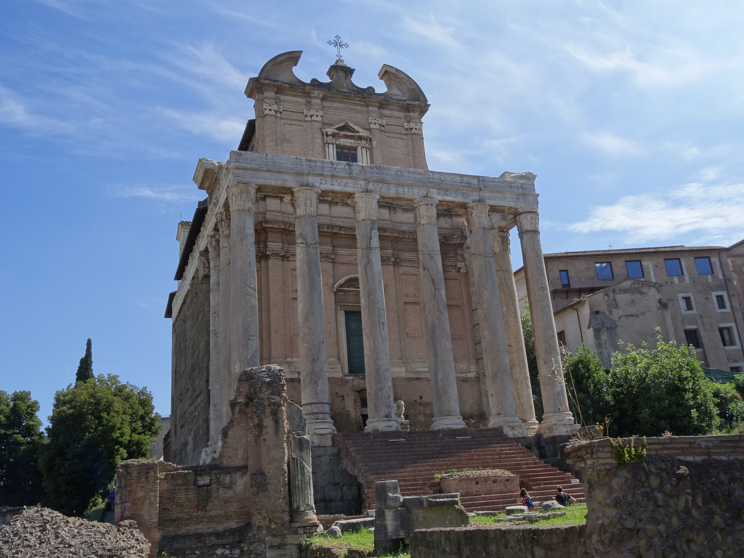 Tempio di Antonino e Faustina (San Lorenzo in Miranda)