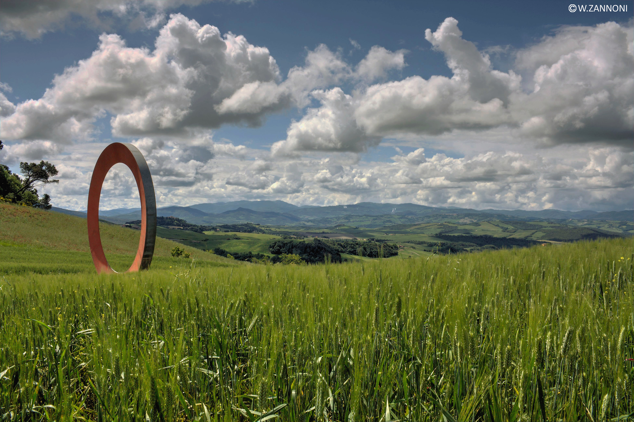 Between art and landscape