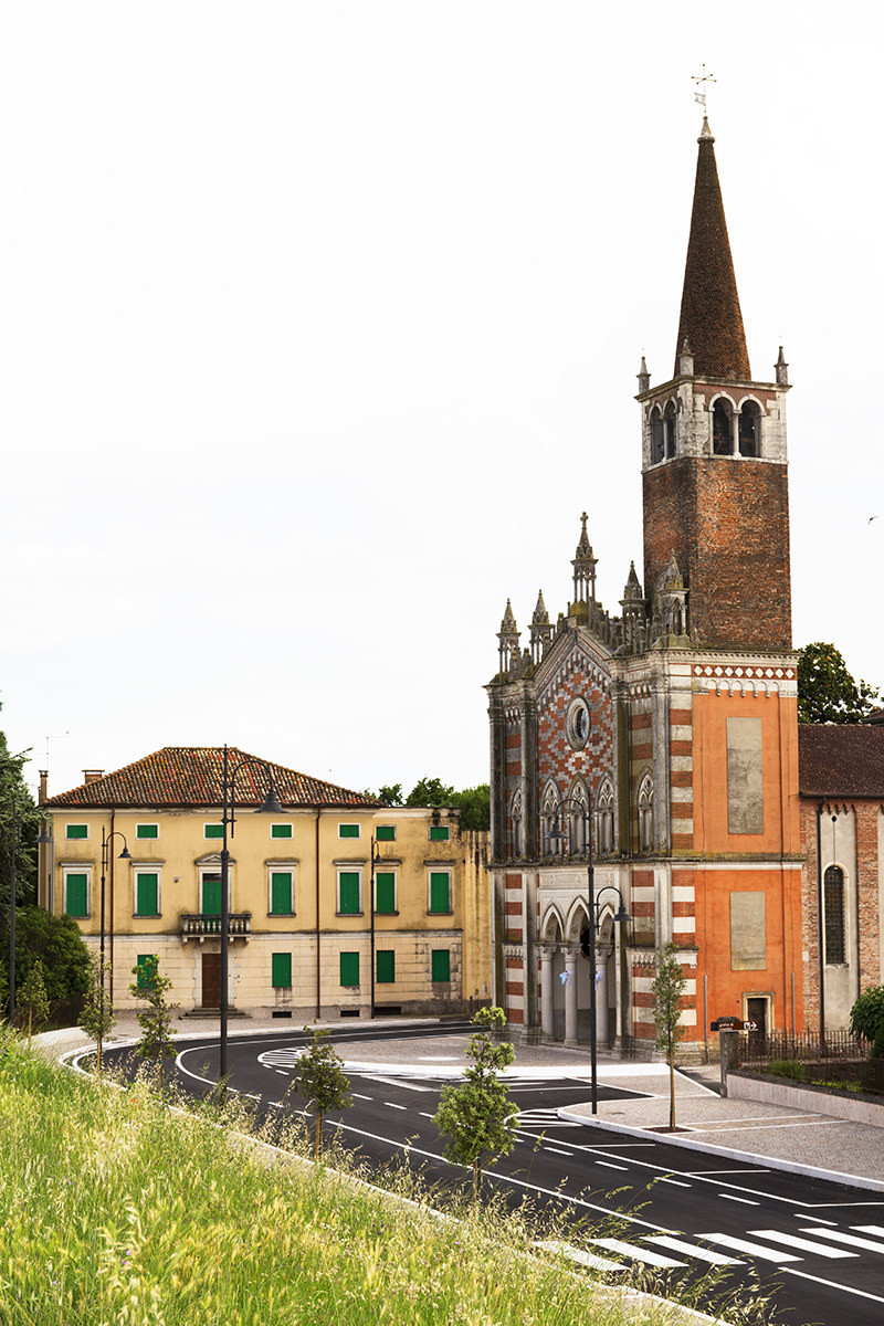 Zimella (vr) from the bank of Guà