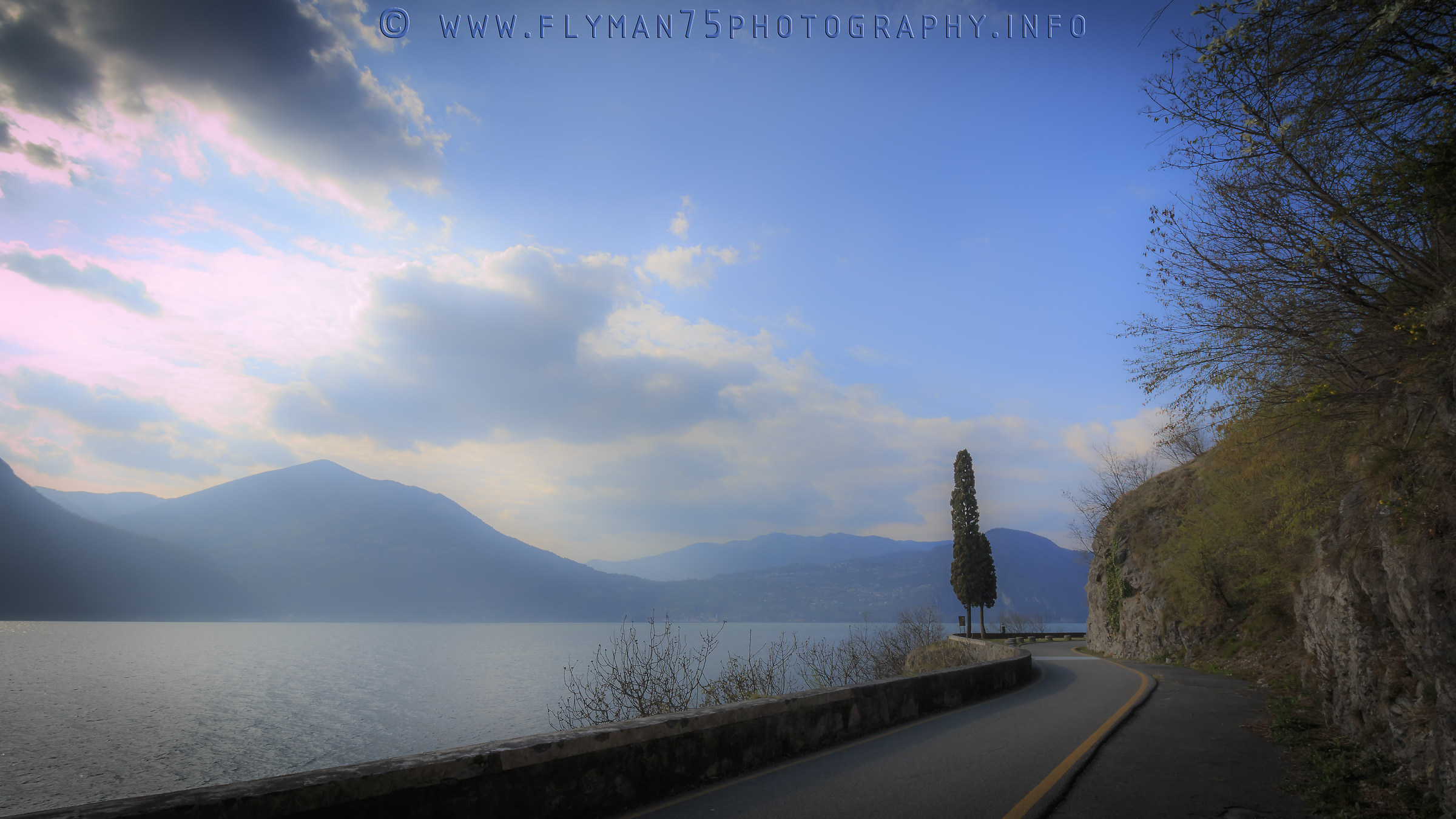 Lago d 'Iseo (Brescia) - view from the cycle path