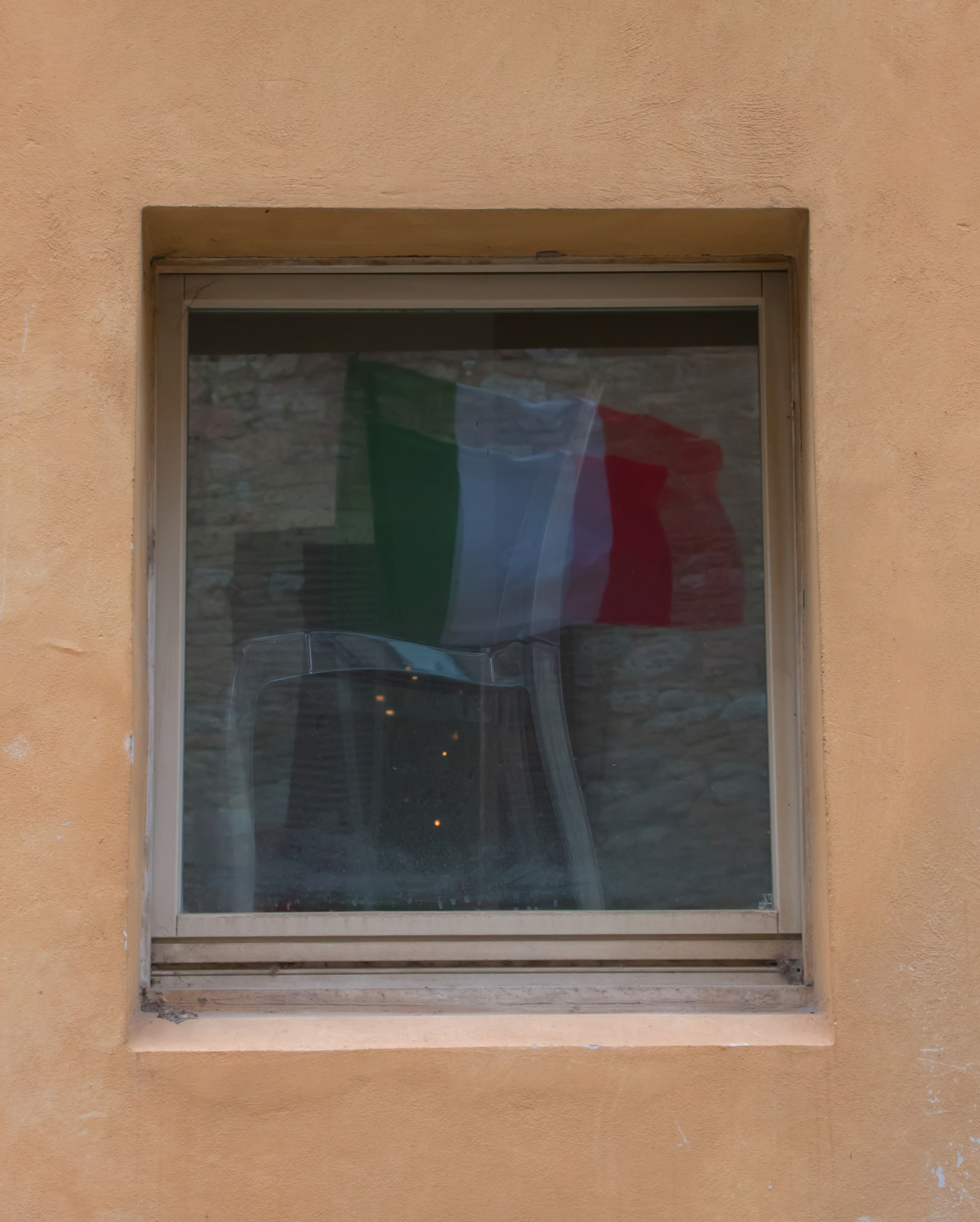 Riflessioni seduti in Patria